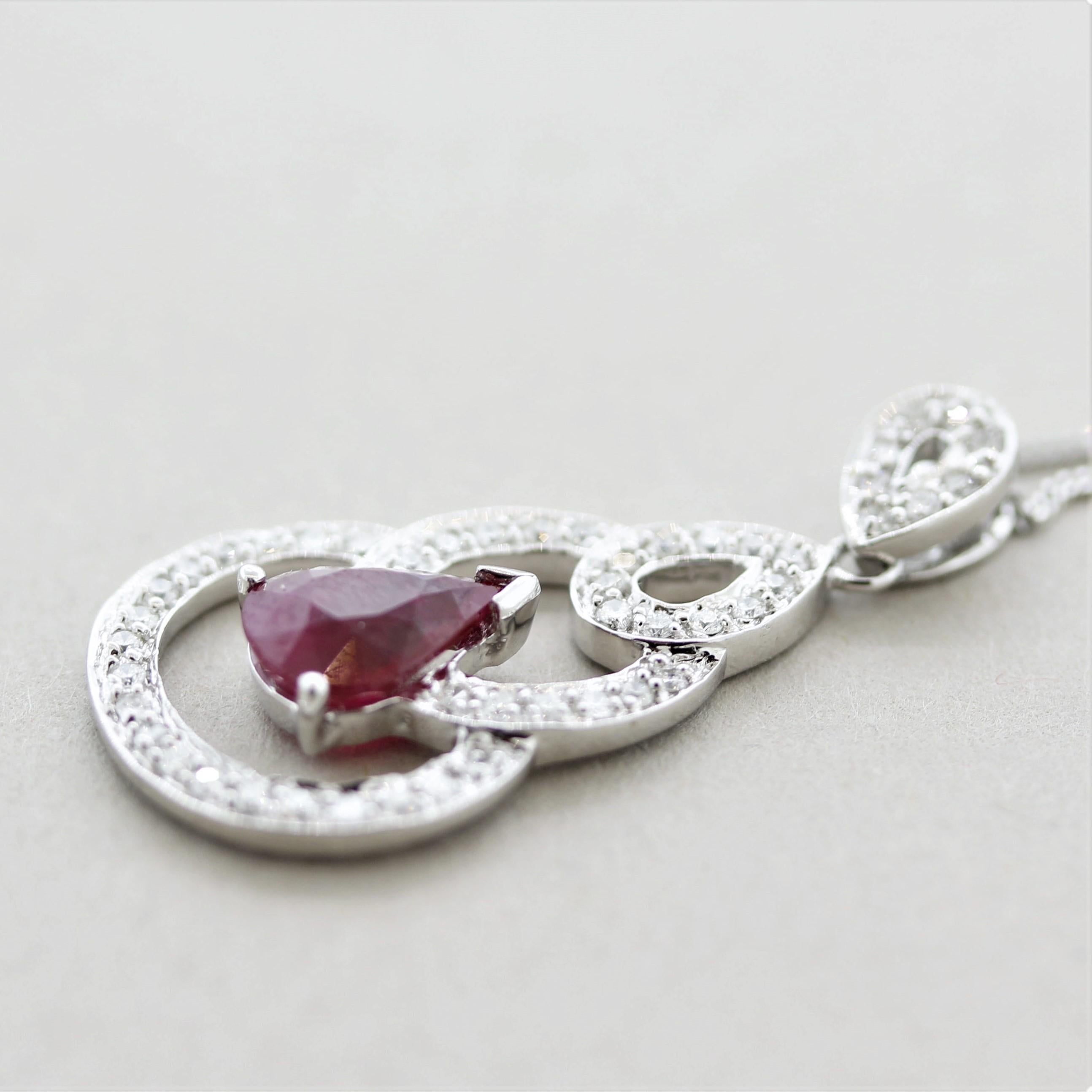 Ruby Diamond Gold Pendant In New Condition For Sale In Beverly Hills, CA