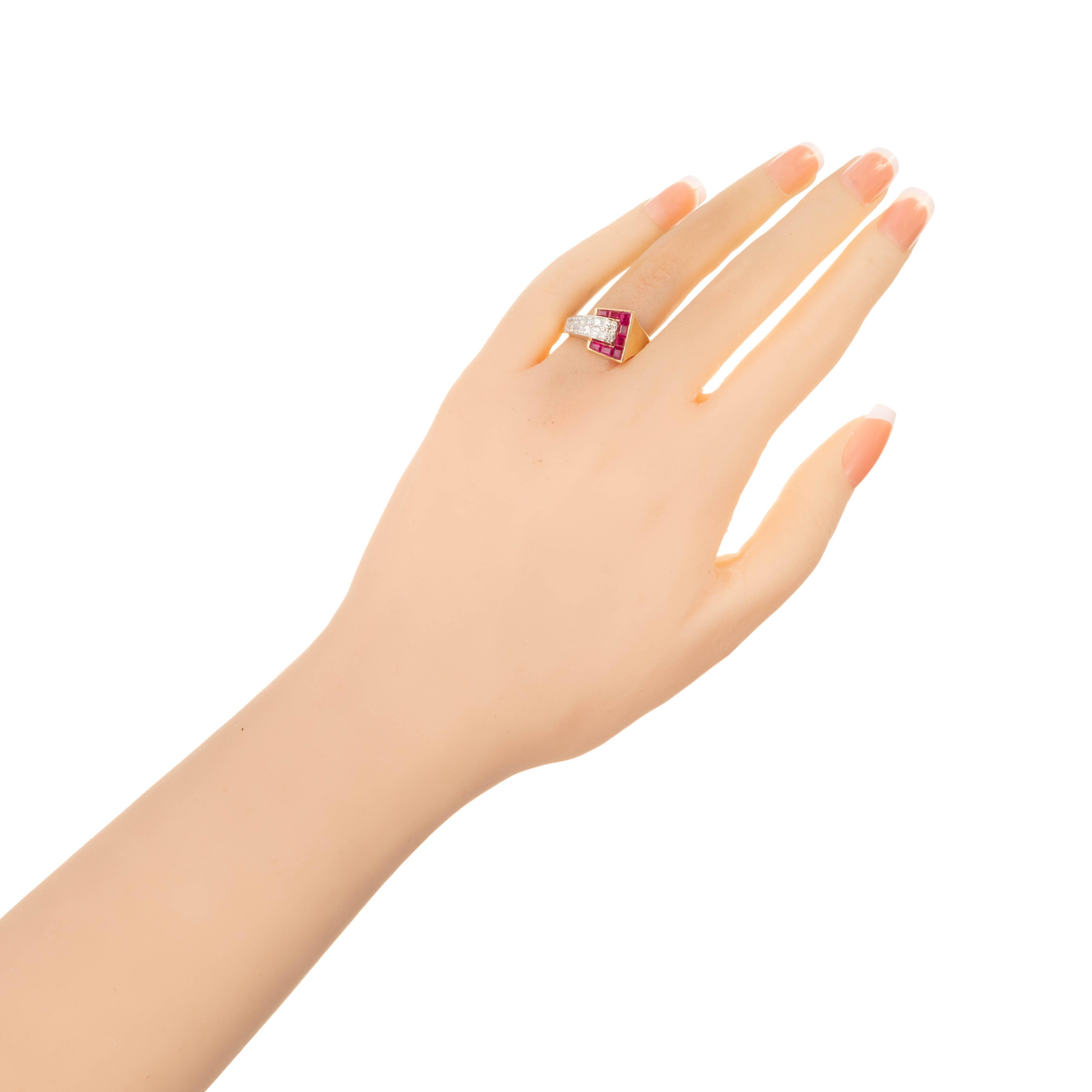 Bague cocktail à boucle en or et platine avec diamant rubis certifié GIA de 1,25 carat Pour femmes en vente