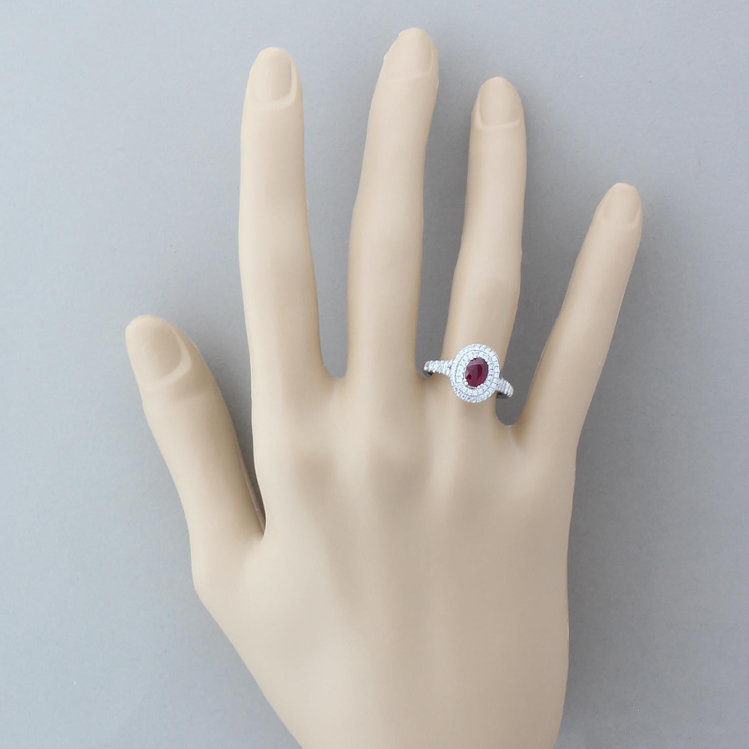 Anello in oro con diamante e rubino In condizioni Nuovo in vendita a Beverly Hills, CA