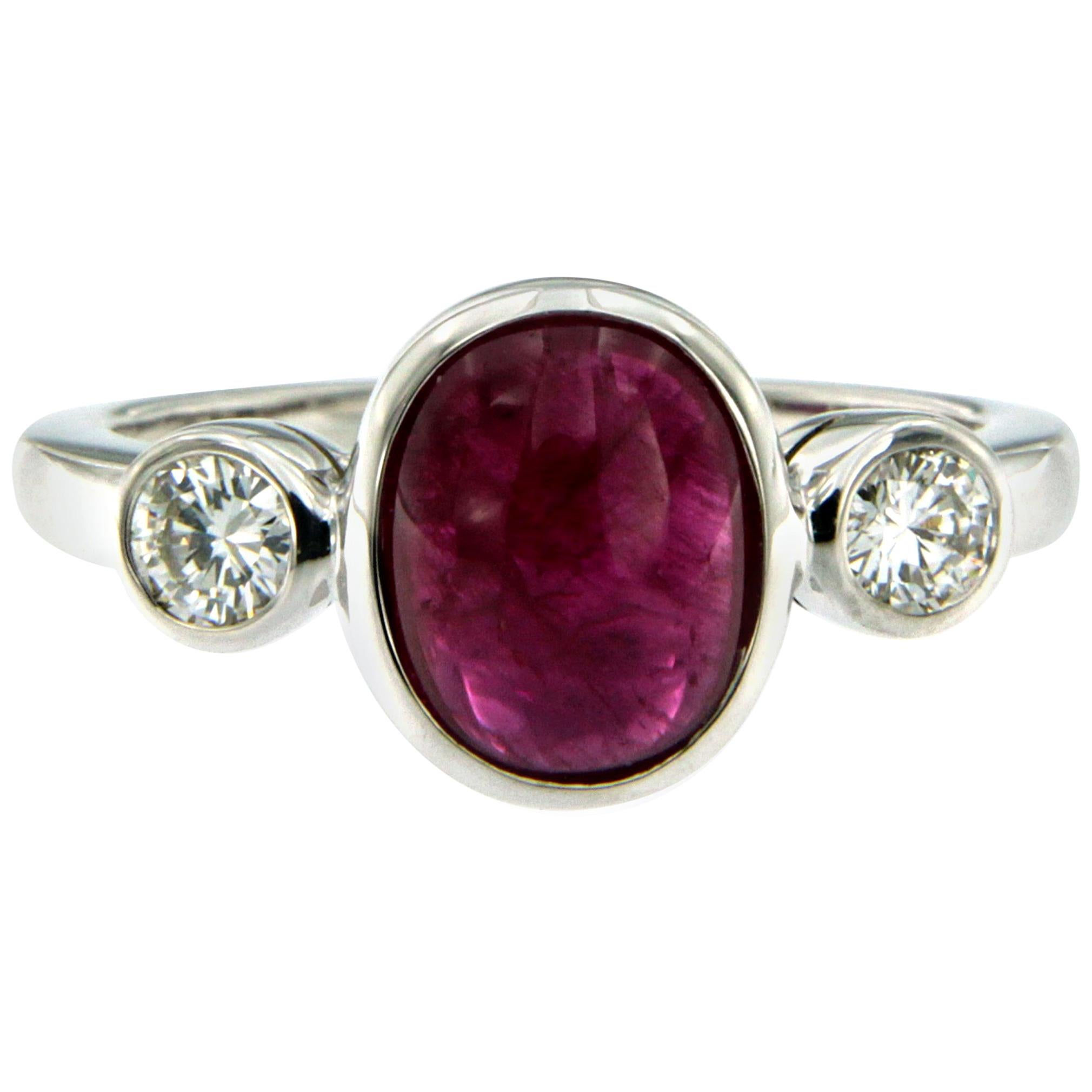 Ruby Diamond Gold Three-Stone Ring