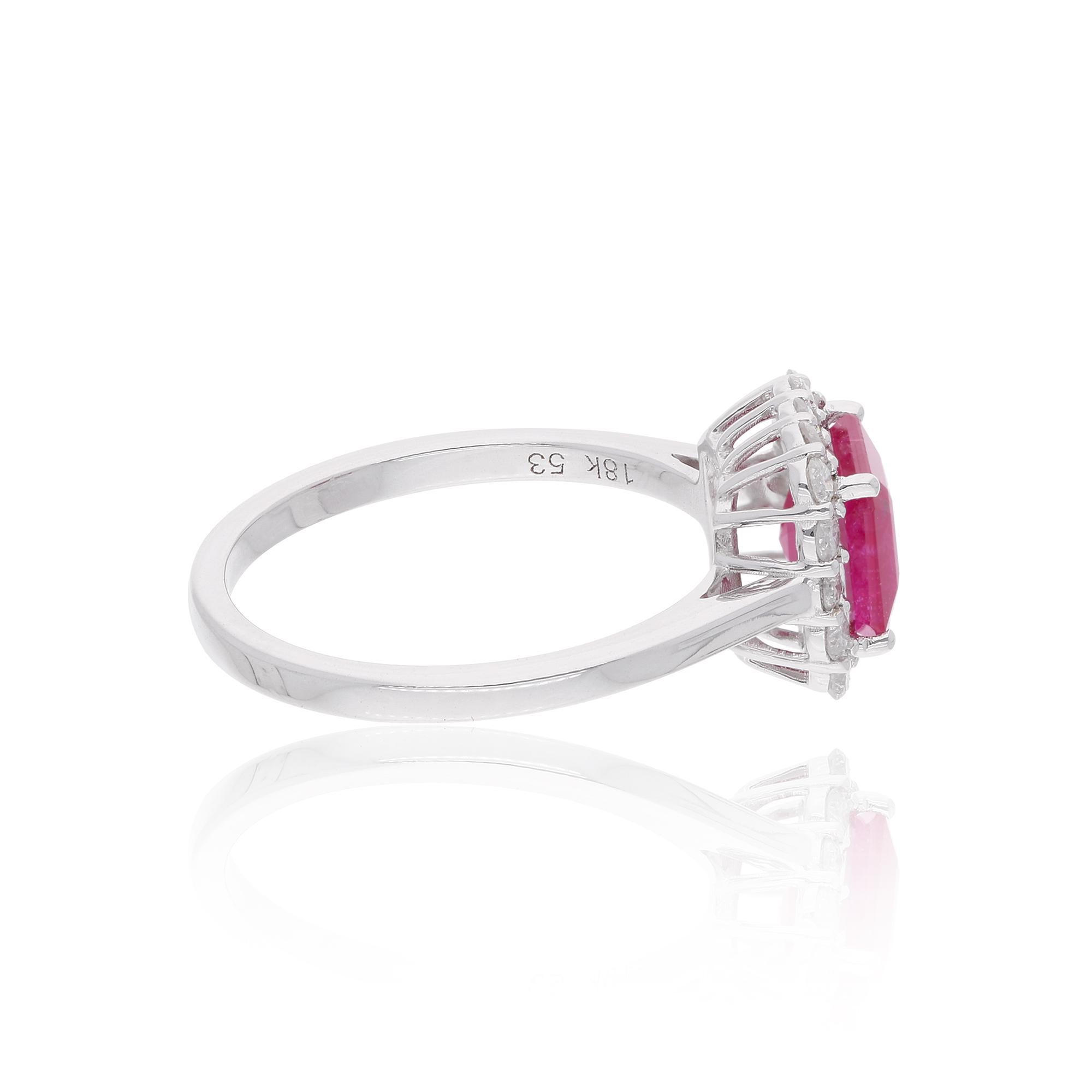 En venta: Rubí Diamante Halo Anillo de Compromiso 184 Quilates Oro Blanco Hecho a Mano Joyería Fina  5