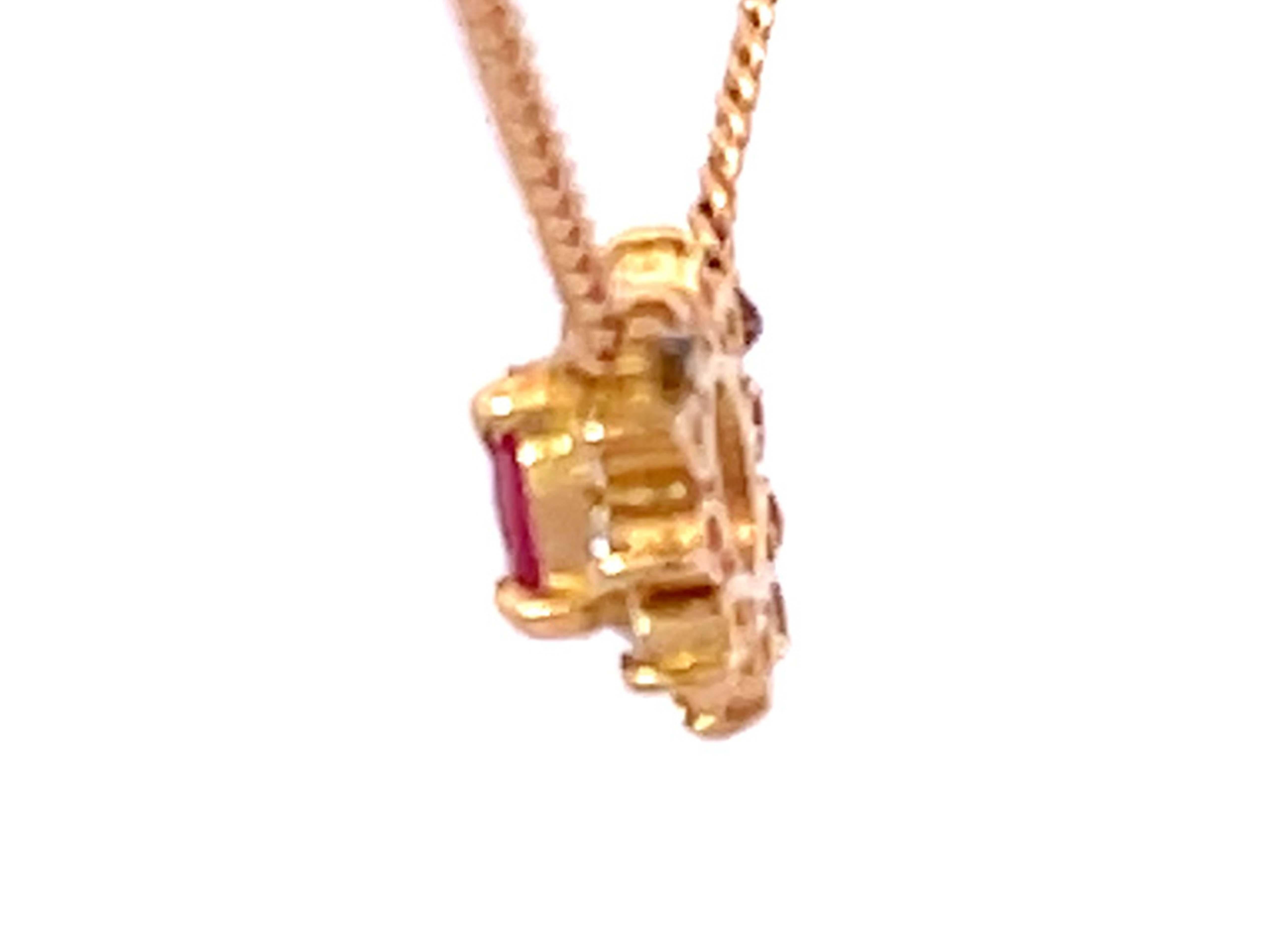 Ruby Diamond Halo Necklace in 18k Yellow Gold In Excellent Condition For Sale In Honolulu, HI