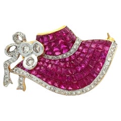 Ruby & Diamond Hat Motif 18K Yellow Gold Convertible Brooch Pin Pendant