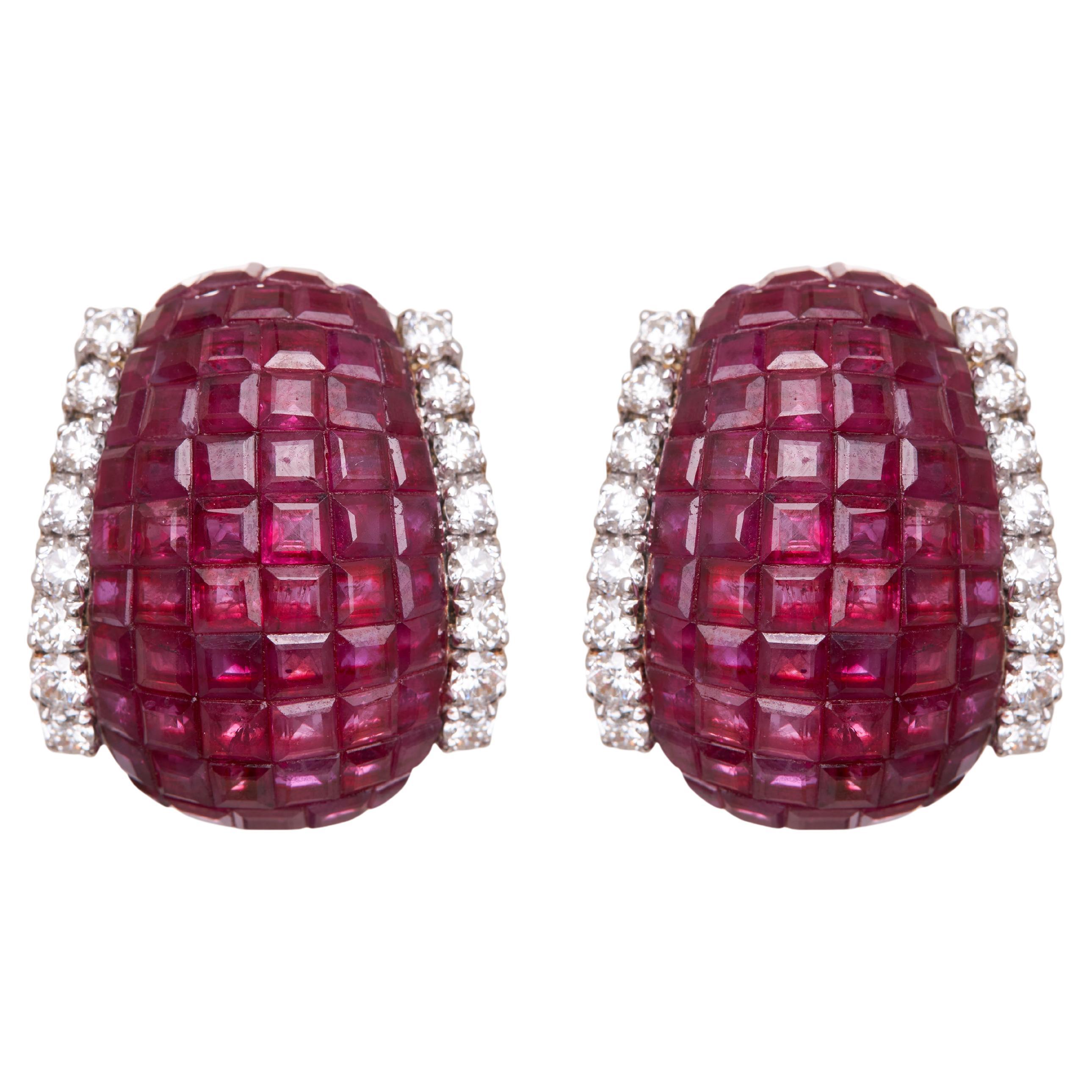 Huggies en or 14kt avec rubis et diamants