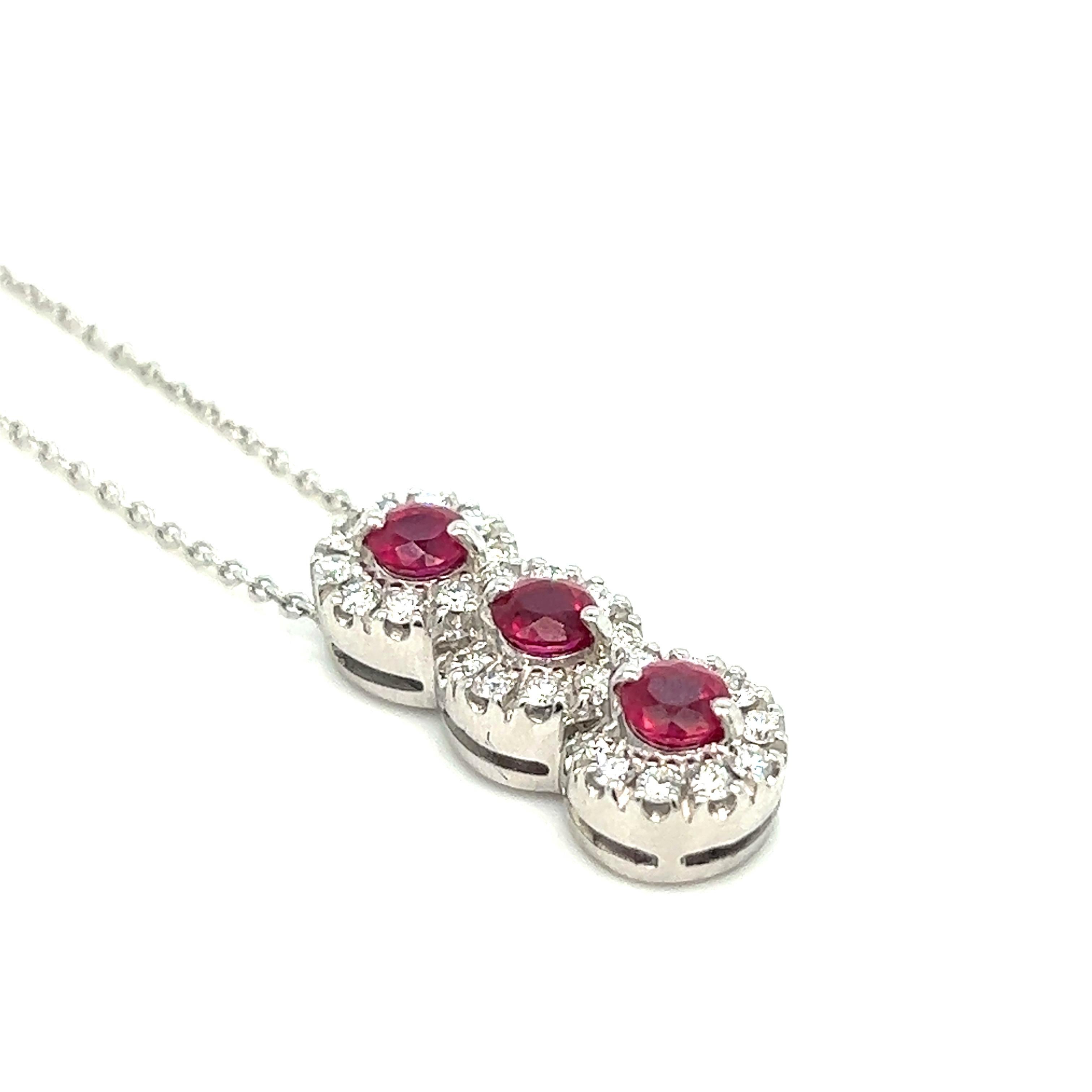 Round Cut Ruby Diamond Necklace For Sale