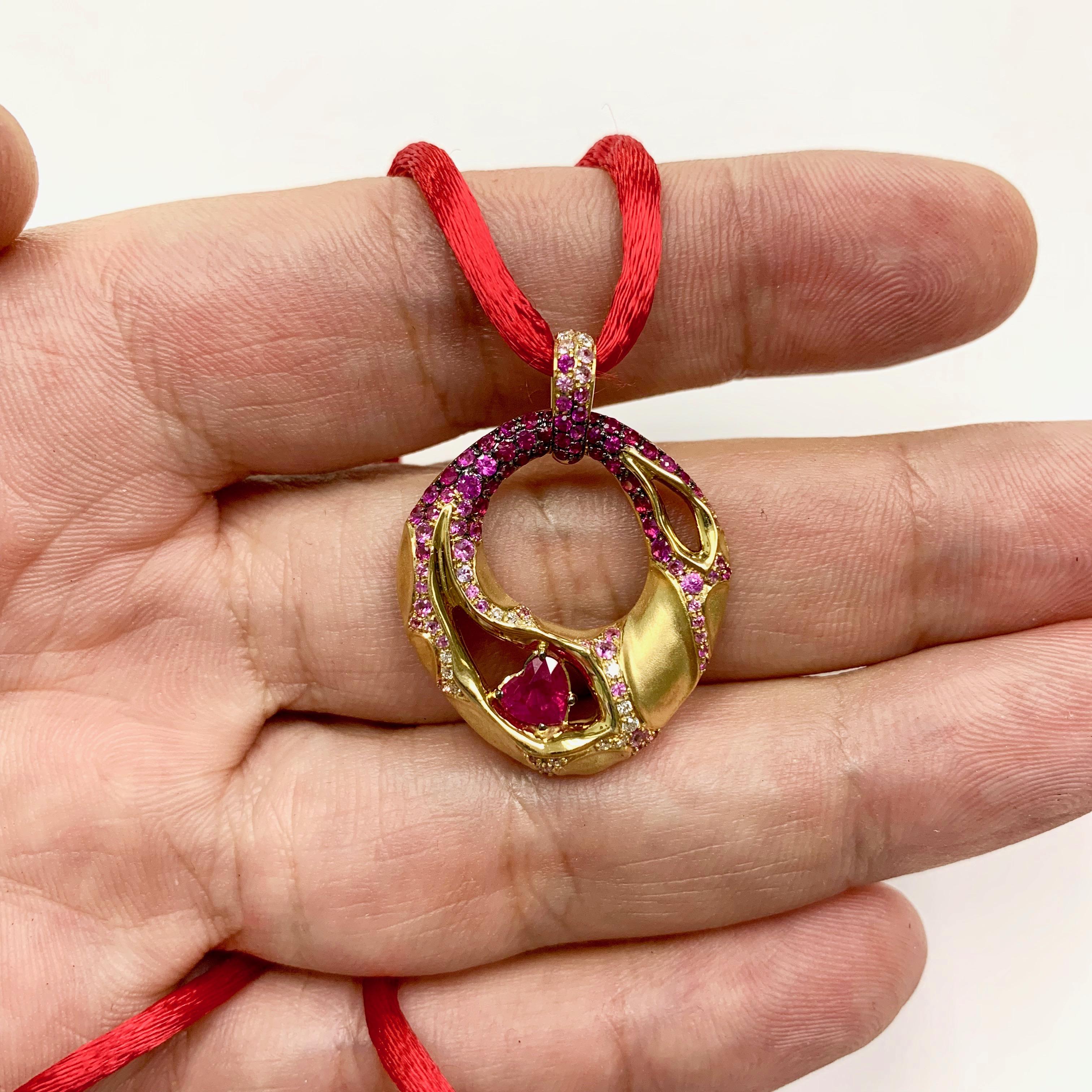 Ruby Diamond Pink Sapphire 18 Karat Yellow Gold Heart Beat Pendant In New Condition In Bangkok, TH