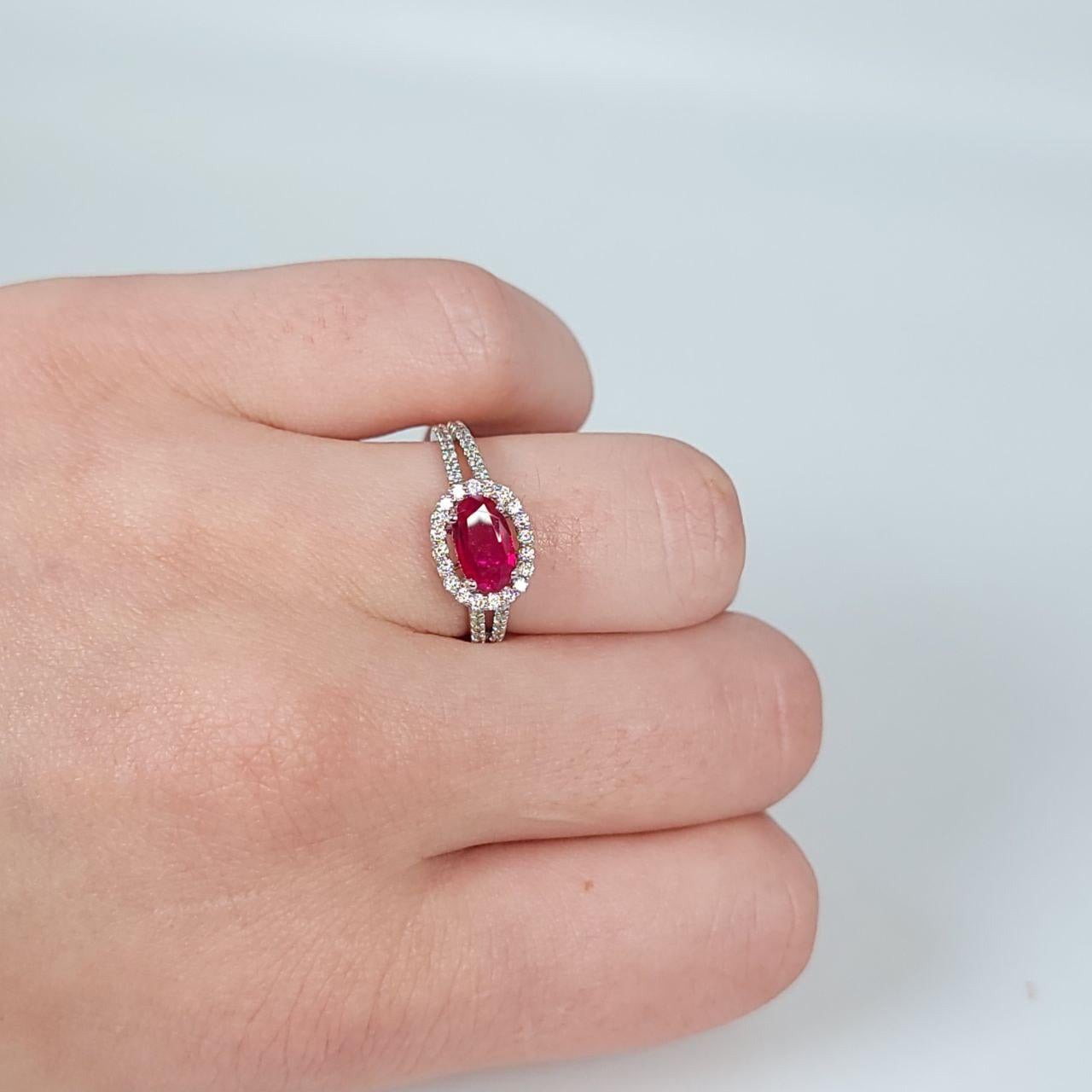 Modern Ruby Diamond Ring 18 Karat White Gold Cocktail Ring Natural Untreated Ruby Ring For Sale