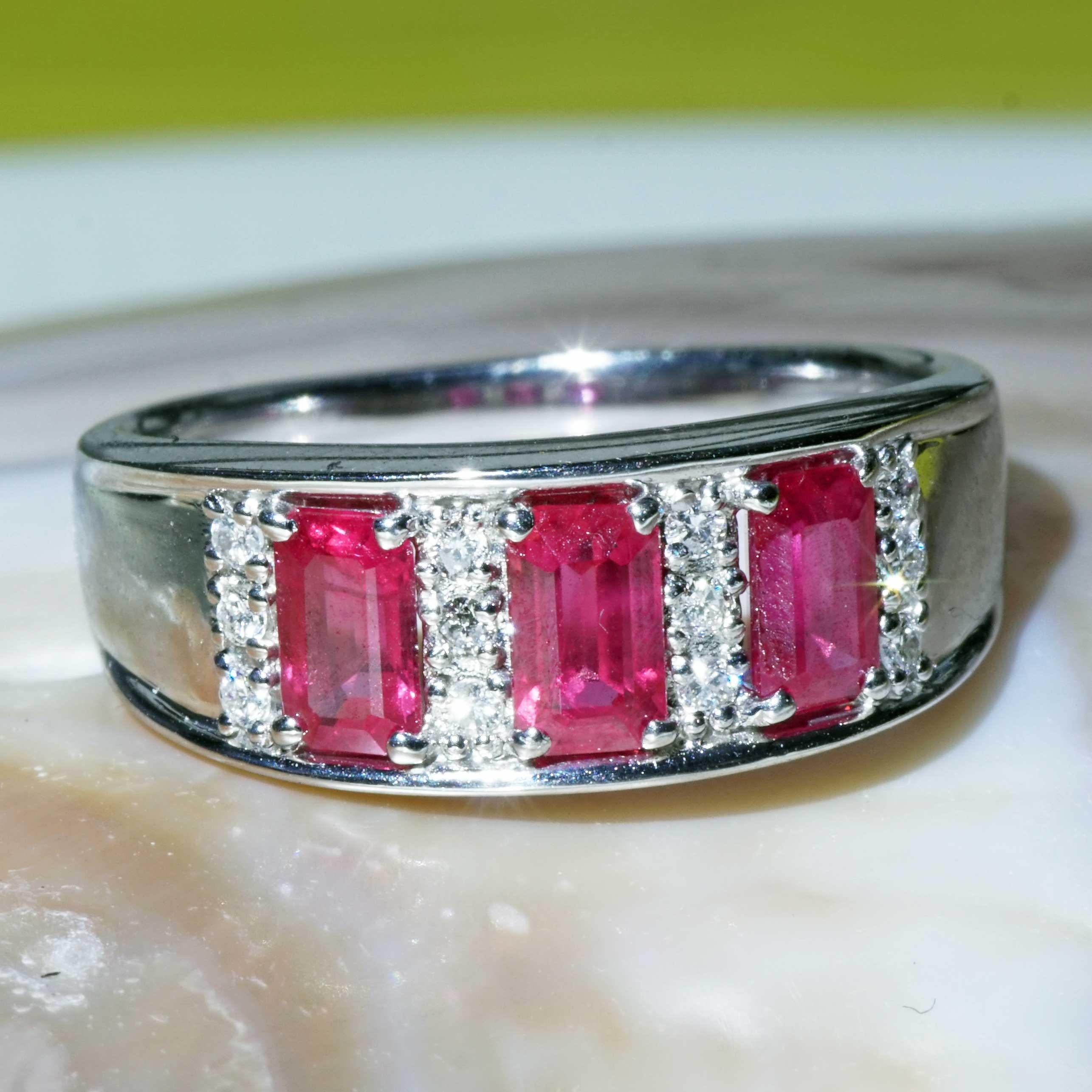 Anillo Diamante Rubí 900 Platino 1,16 0,10 ct en talla Esmeralda interesante magnifico en venta 9