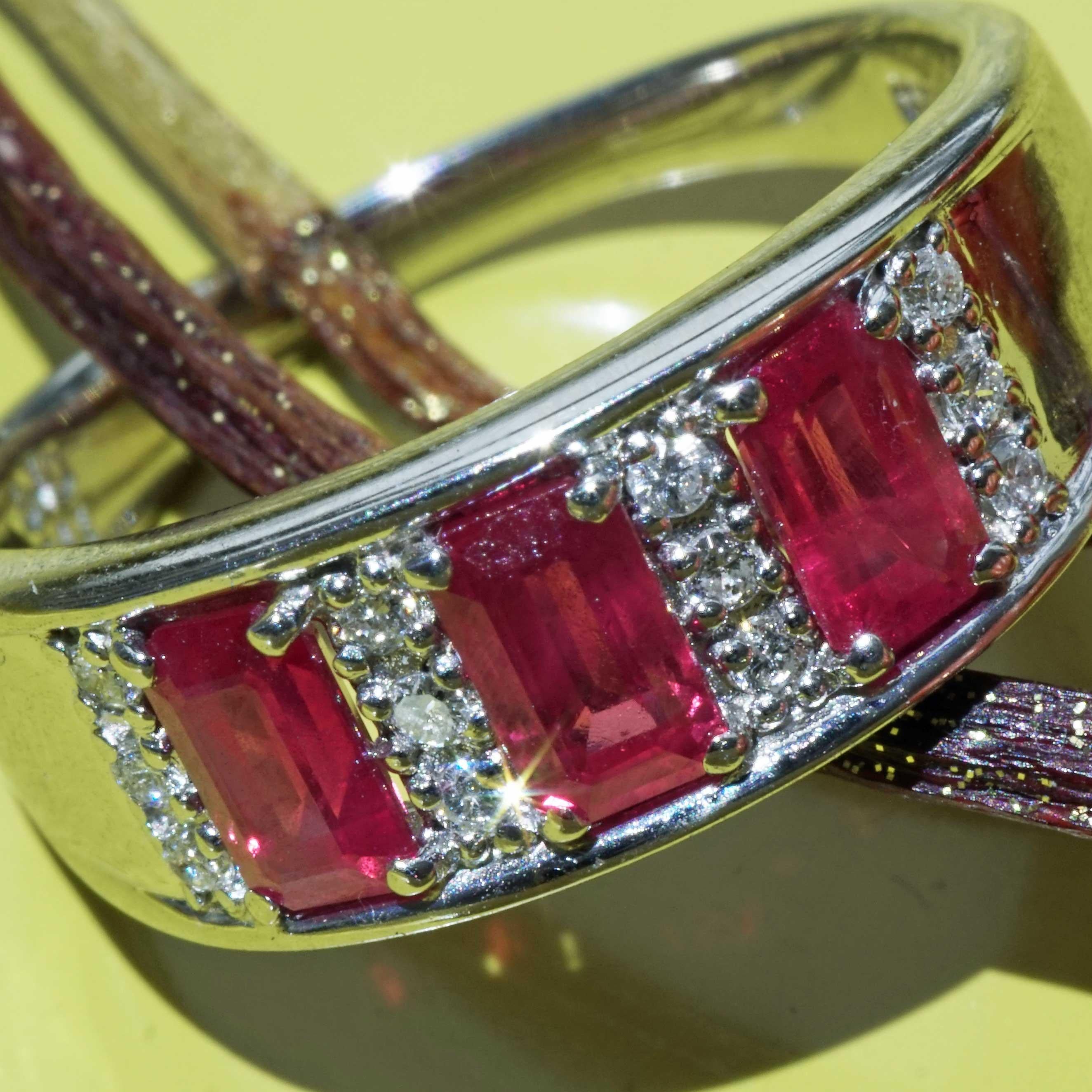 Anillo Diamante Rubí 900 Platino 1,16 0,10 ct en talla Esmeralda interesante magnifico en venta 2