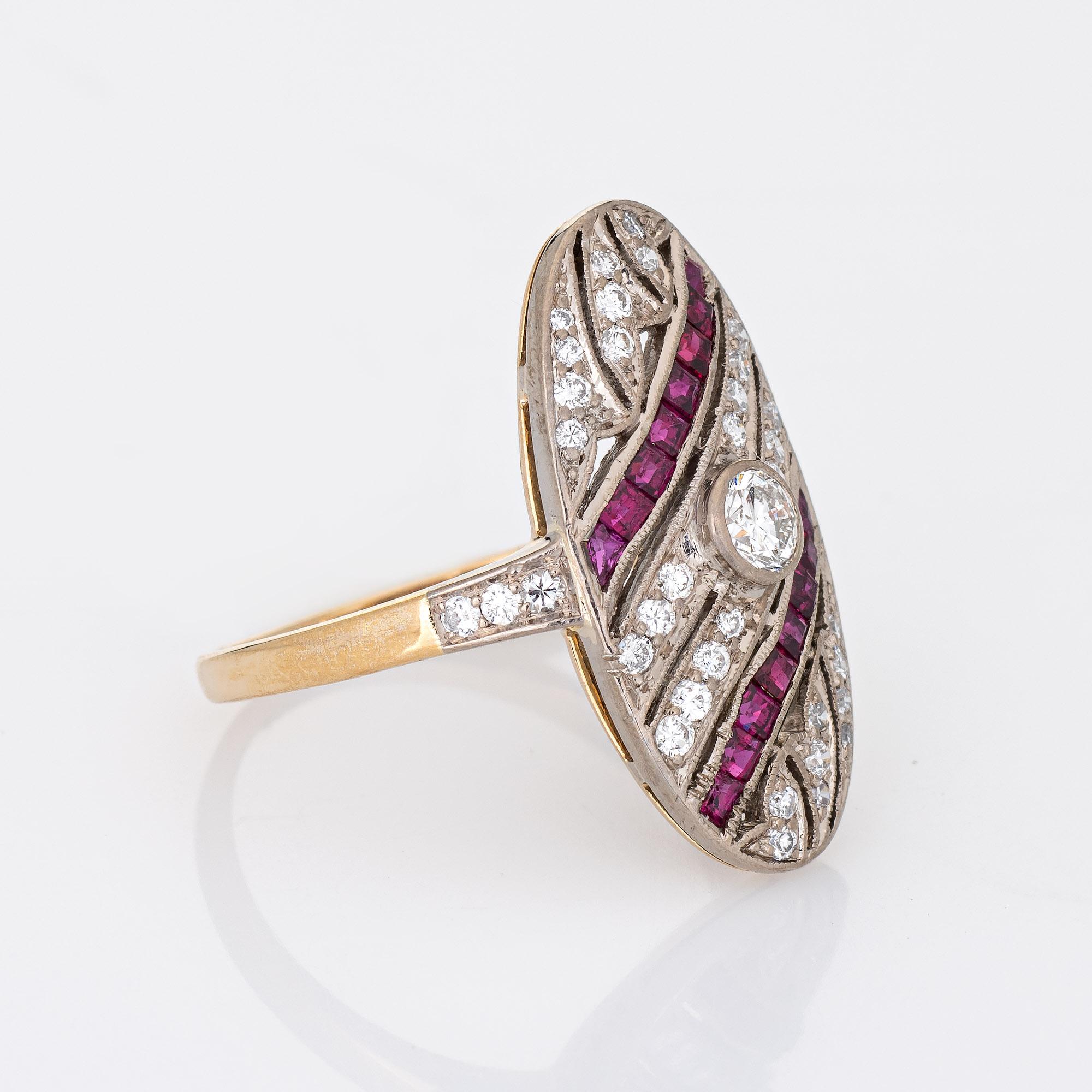 Taille ronde Bague de cocktail ovale de style Art déco en rubis et diamants (succession) en vente
