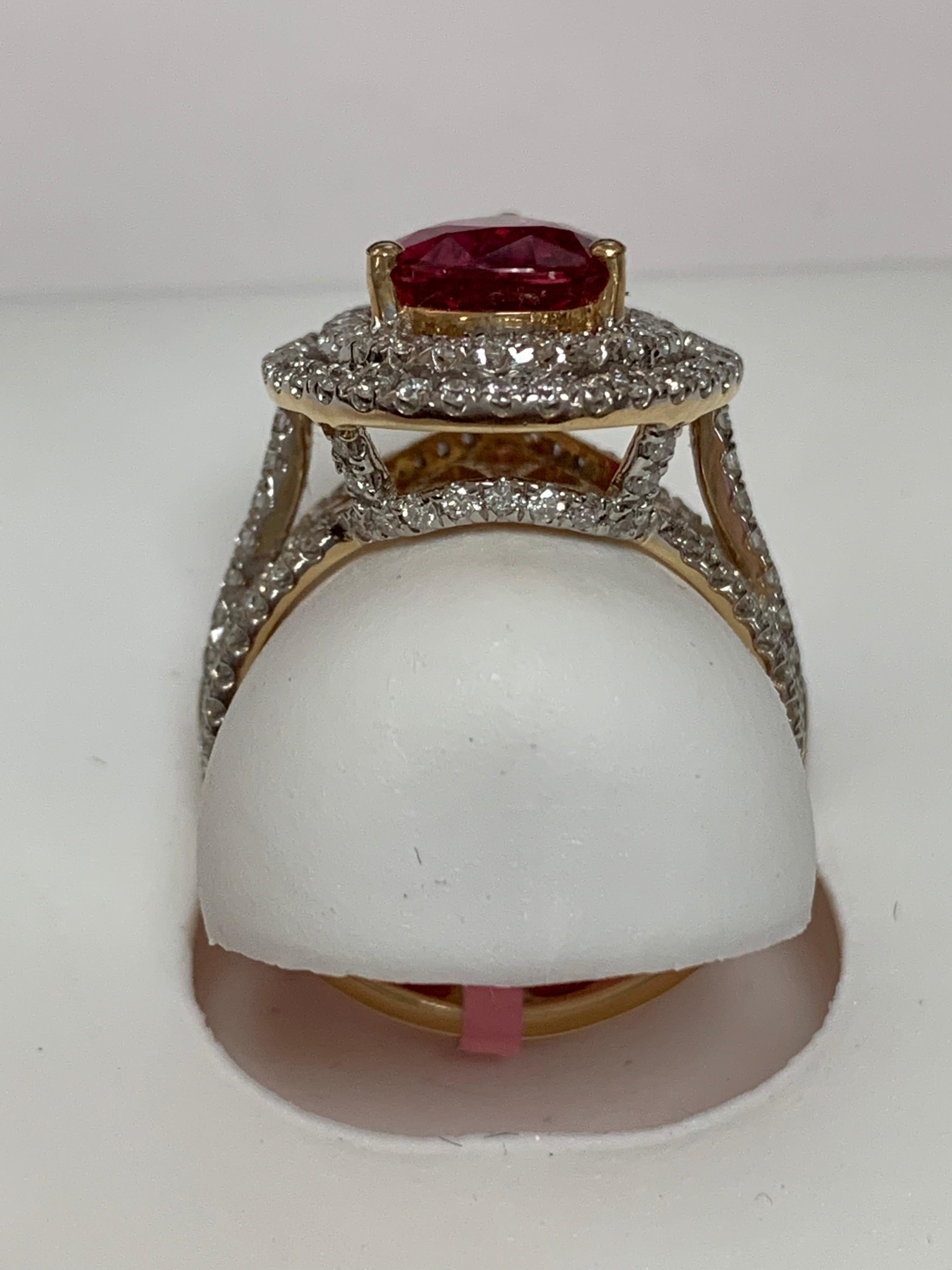Taglio a goccia Anello con diamante in rubino in vendita