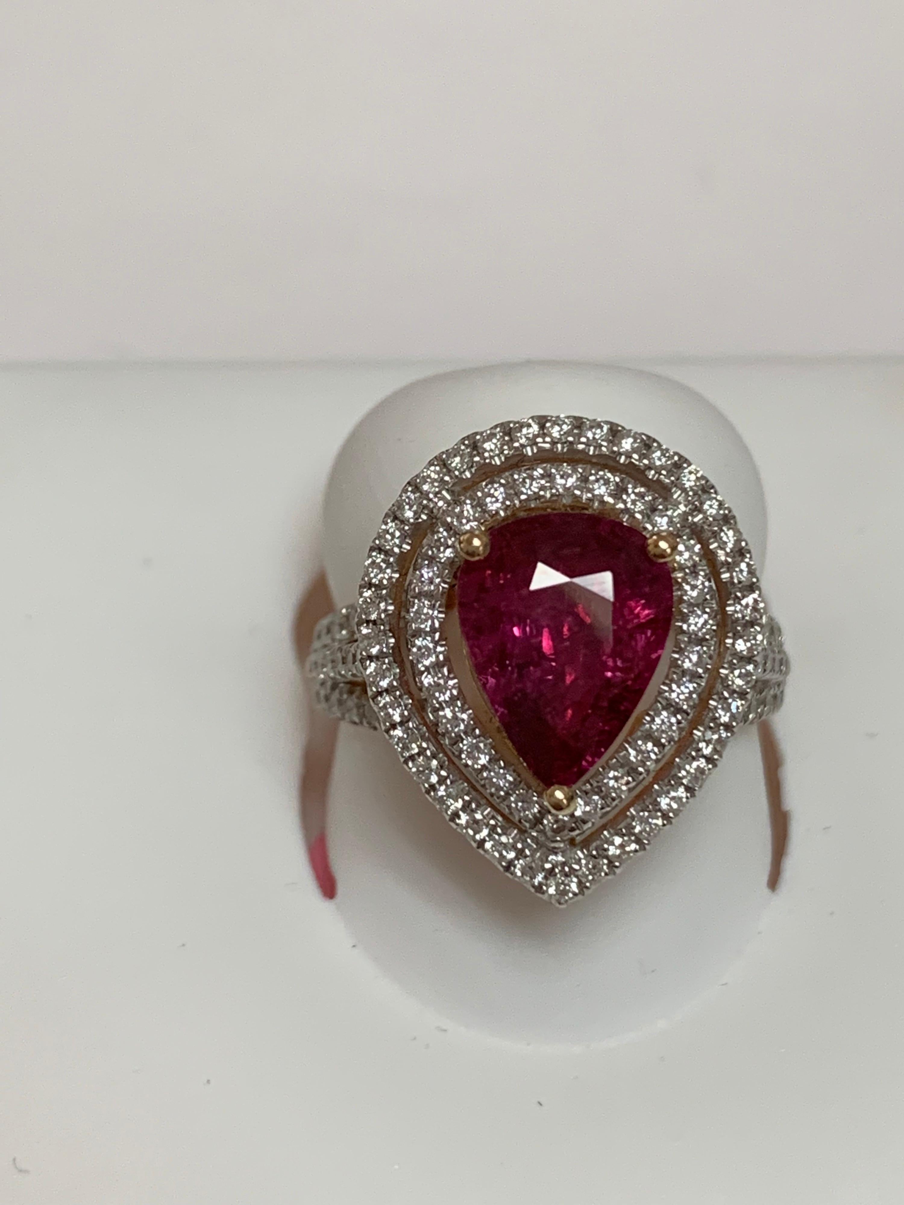 Donna Anello con diamante in rubino in vendita
