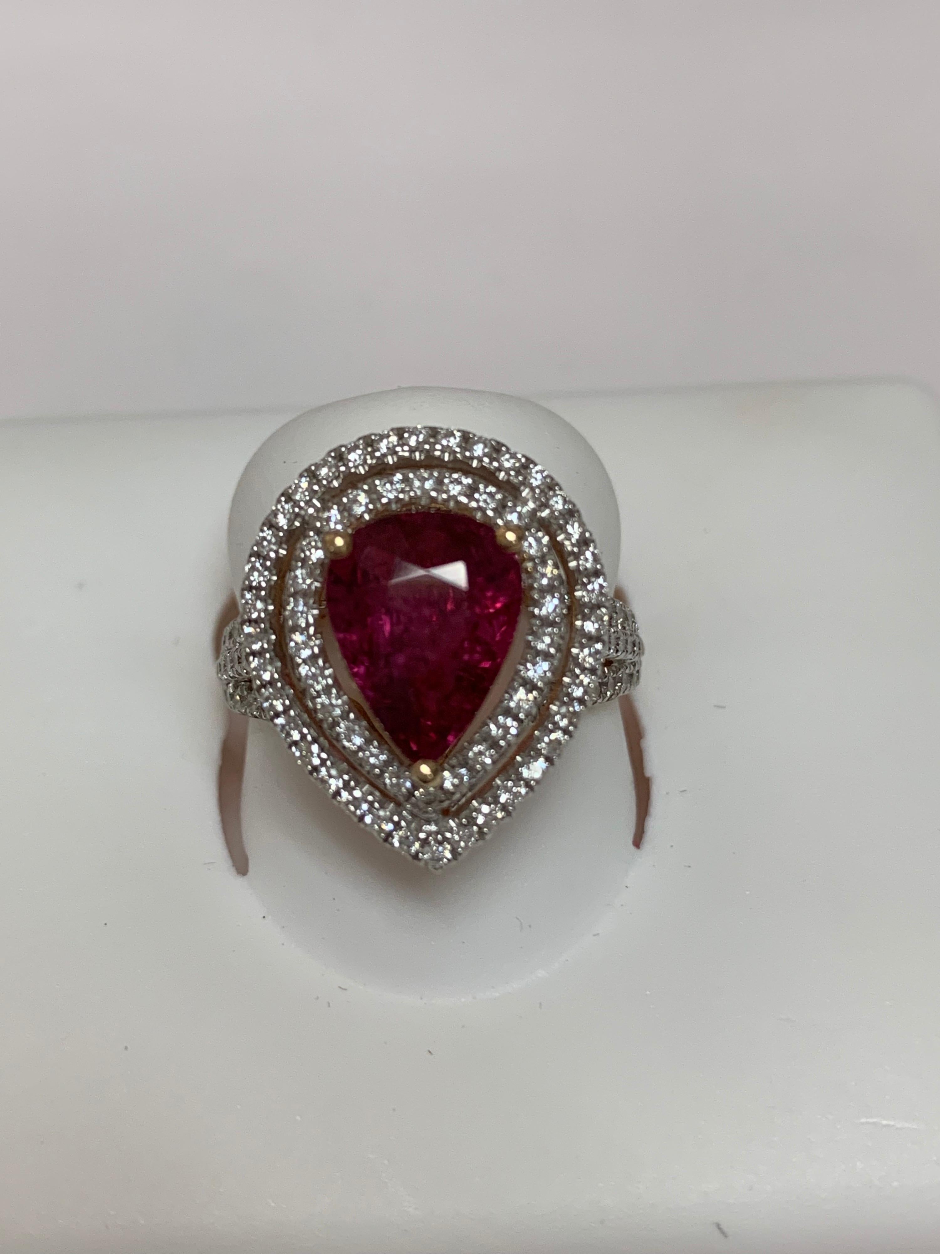Anello con diamante in rubino in vendita 2