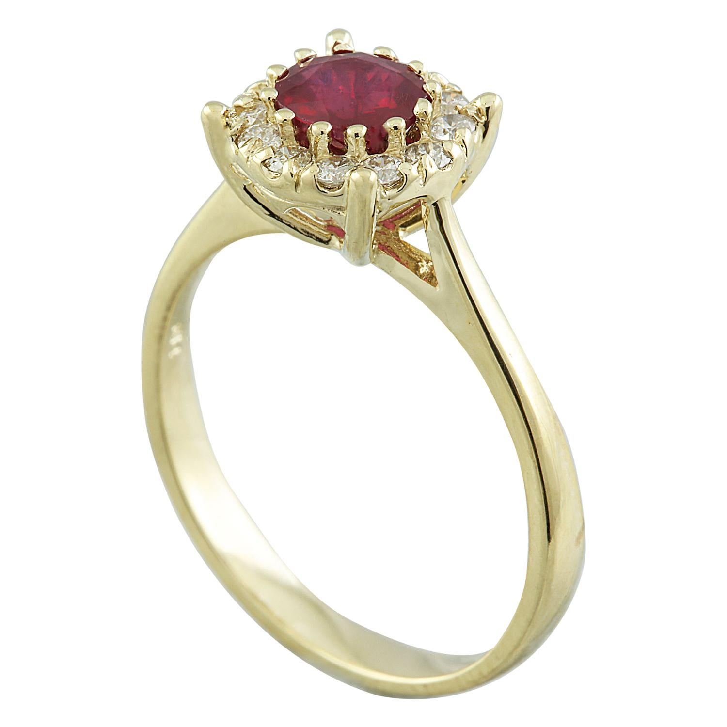 0.72 Carat Nature Ruby 14 Karat Solid Yellow Gold Diamond Ring
Estampillé : 14K 
Poids total de l'anneau : 2,9 grammes
Poids du rubis : 0,50 carat (5,50x5,50 millimètres)  
Poids du diamant : 0,22 carat (couleur F-G, pureté VS2-SI1)
Quantité :
