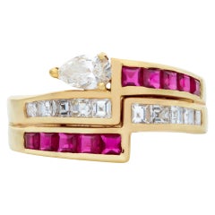 Ruby 
Diamond Ring in 18k Yellow Gold with Approximately 0.80 Carats