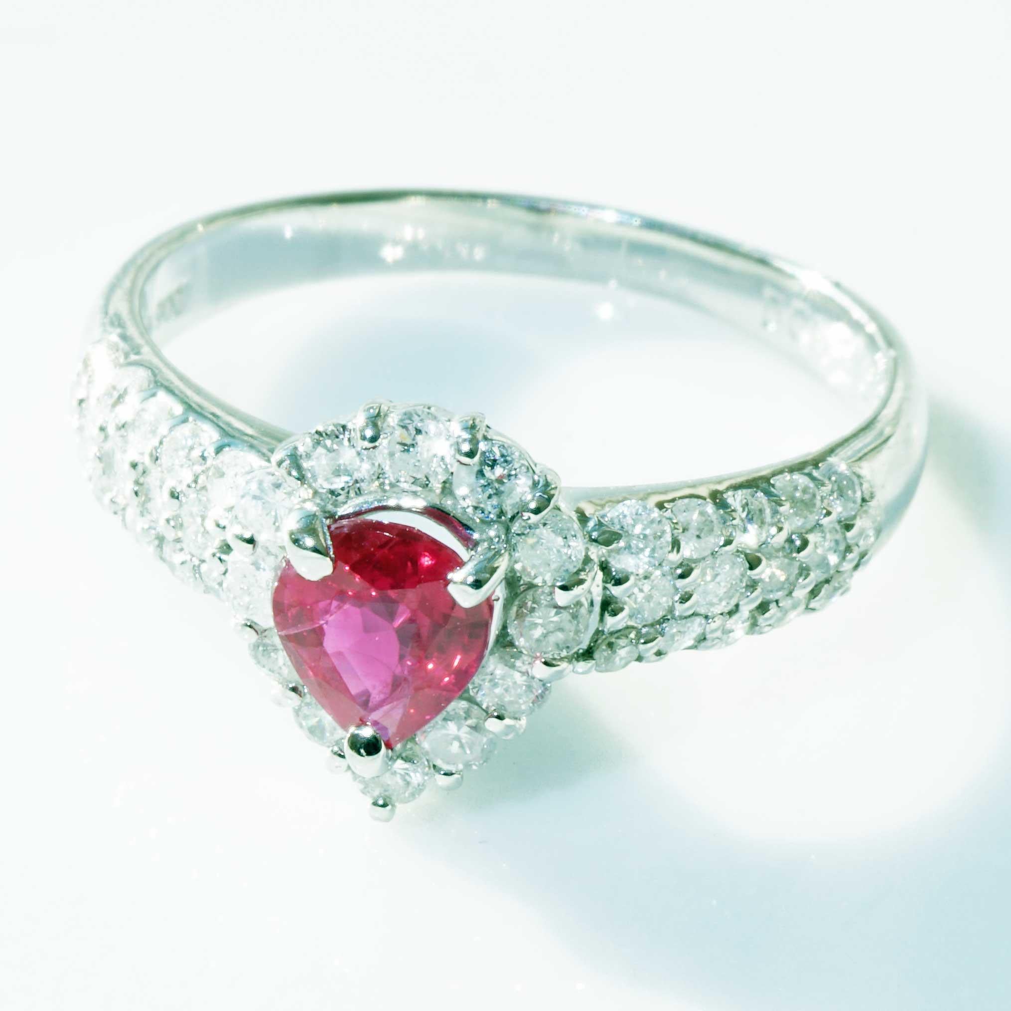 Platinring mit Rubin, Diamant 0,51 0,52 ct AAA Qualität sooo fein, ein Symbol der Liebe im Angebot 5