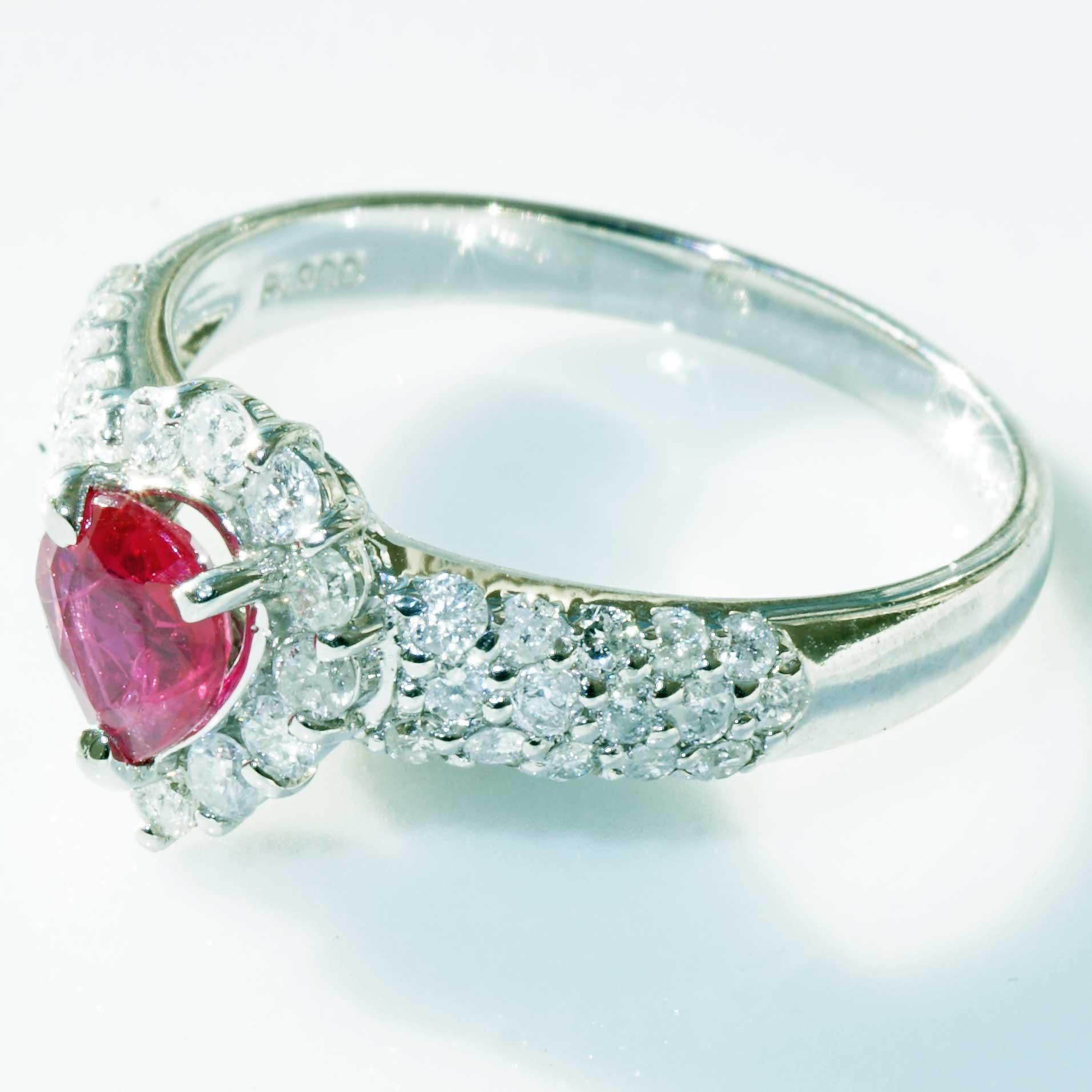 Platinring mit Rubin, Diamant 0,51 0,52 ct AAA Qualität sooo fein, ein Symbol der Liebe im Angebot 7