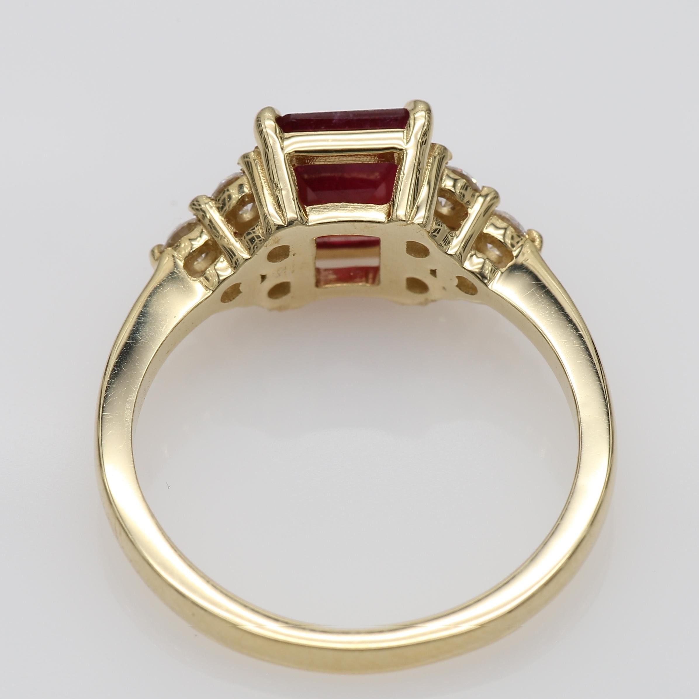 ruby square ring