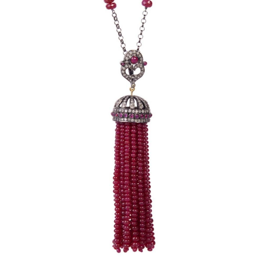 18kt:0.56gms,
Diamant : 1,46 ct,
Silver:12.18gms,
Ruby:138.931cts,
Taille : 635 mm