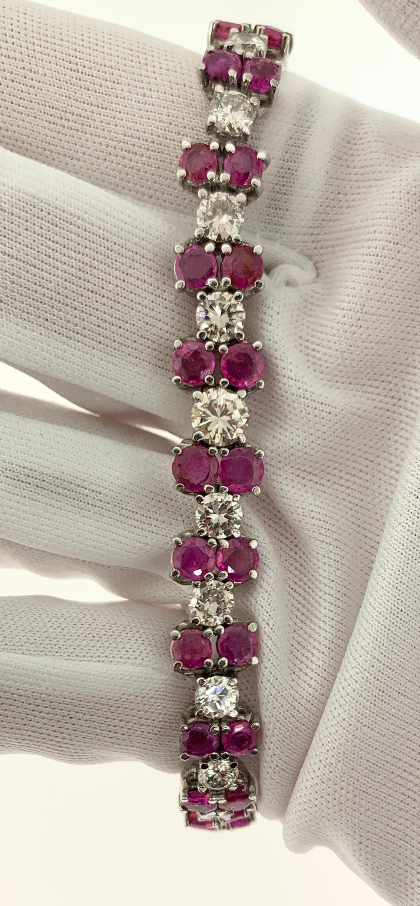 Ruby & Diamond Bracelet In Excellent Condition For Sale In New York, NY