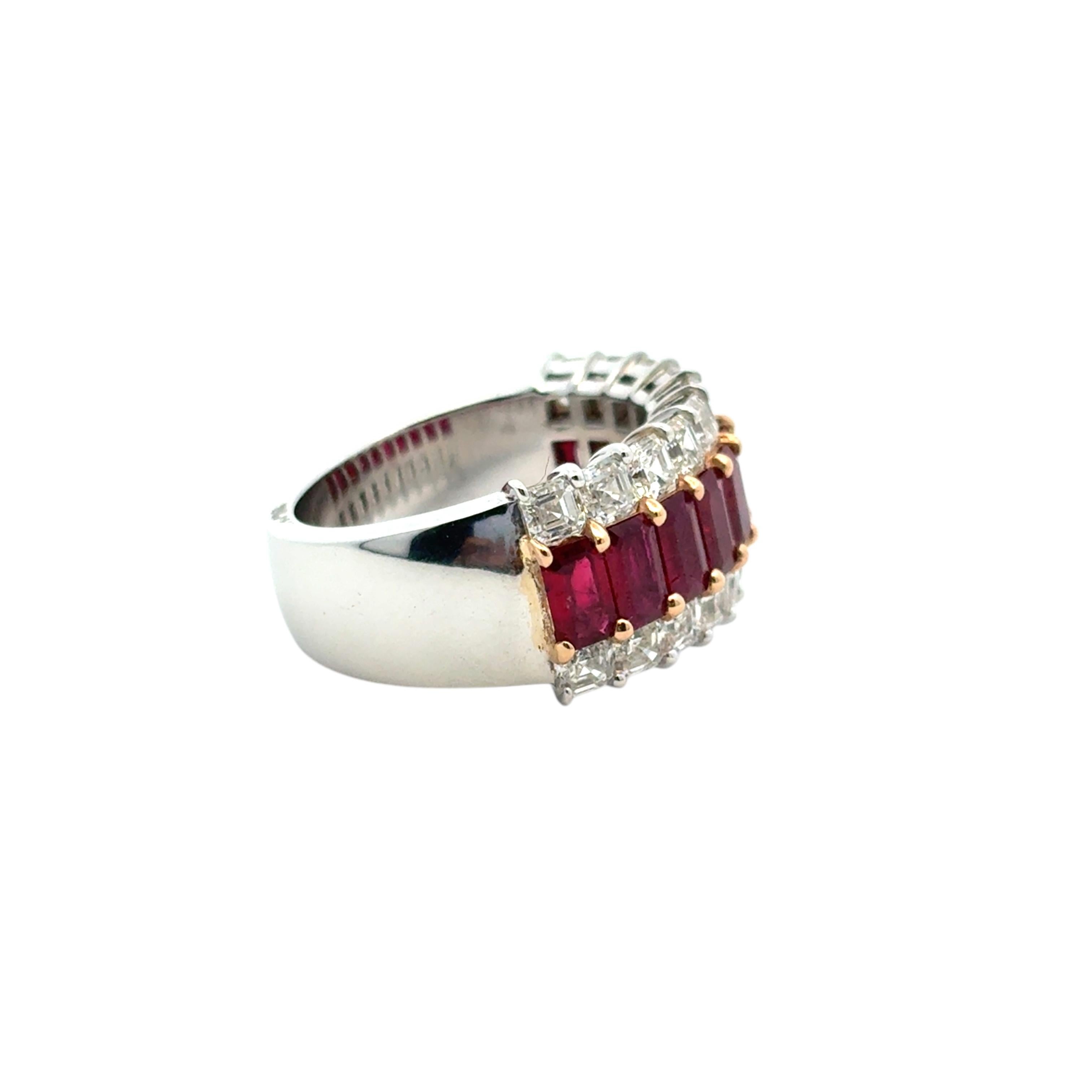 Ruby & Diamond Three Row Wide Ring 18 Karat en stock en vente 5