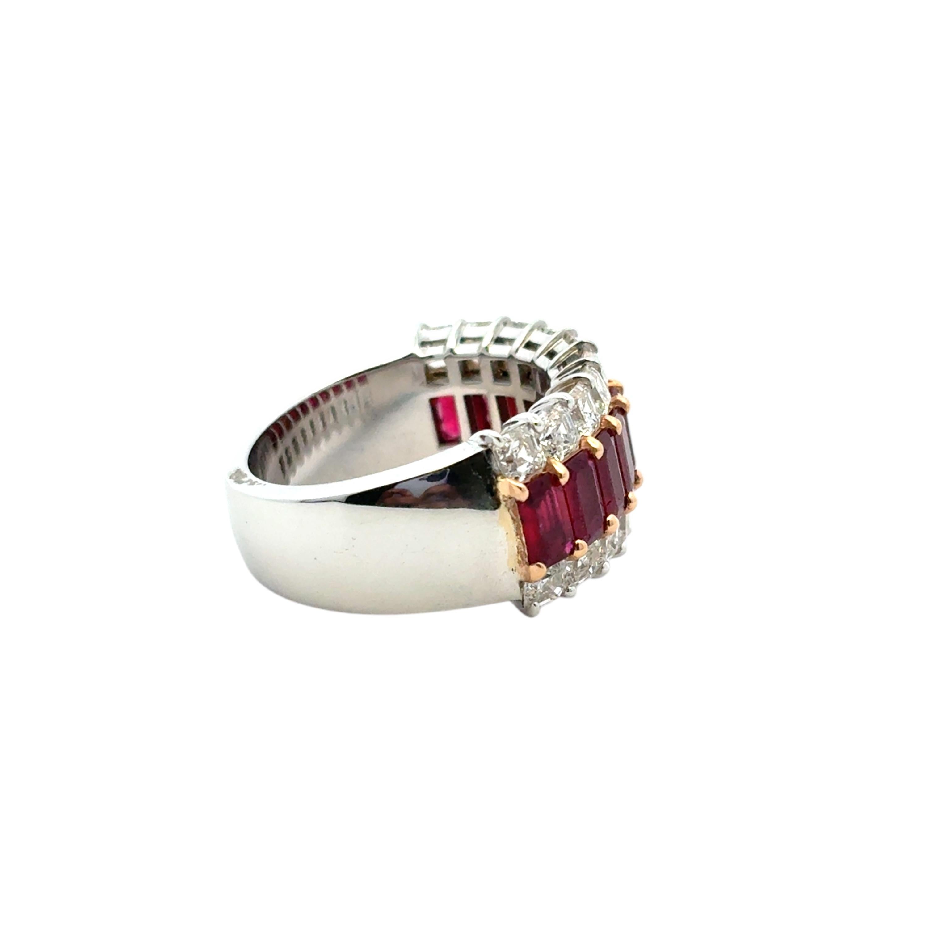 Ruby & Diamond Three Row Wide Ring 18 Karat en stock en vente 6