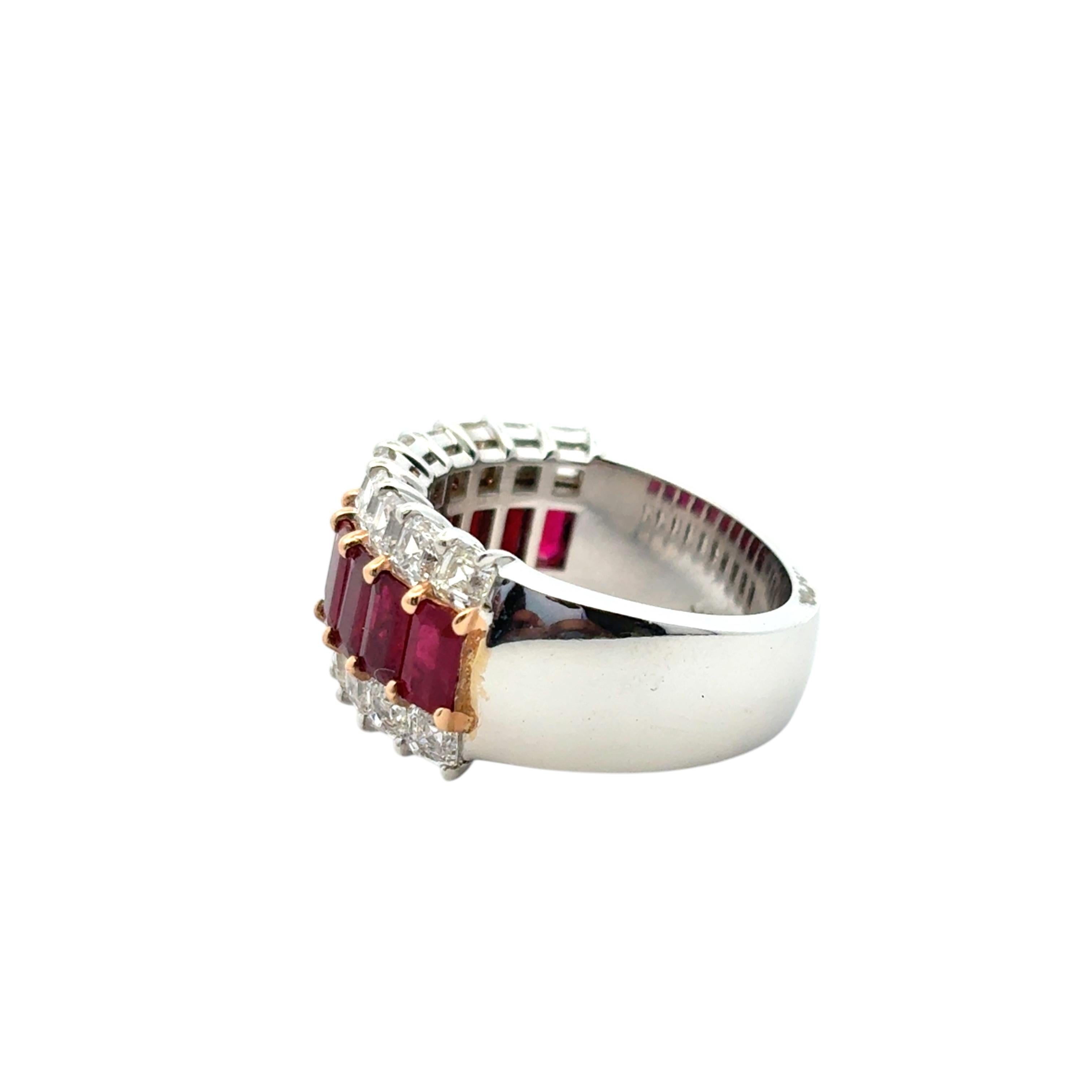 Ruby & Diamond Three Row Wide Ring 18 Karat en stock en vente 9