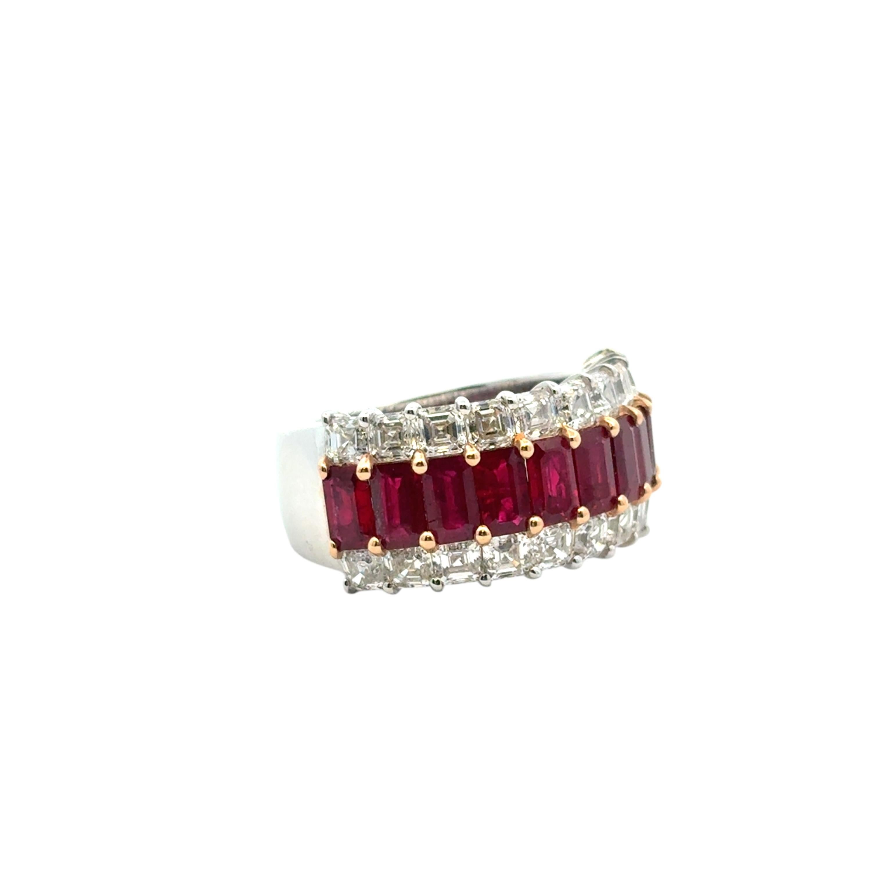 Ruby & Diamond Three Row Wide Ring 18 Karat en stock en vente 3