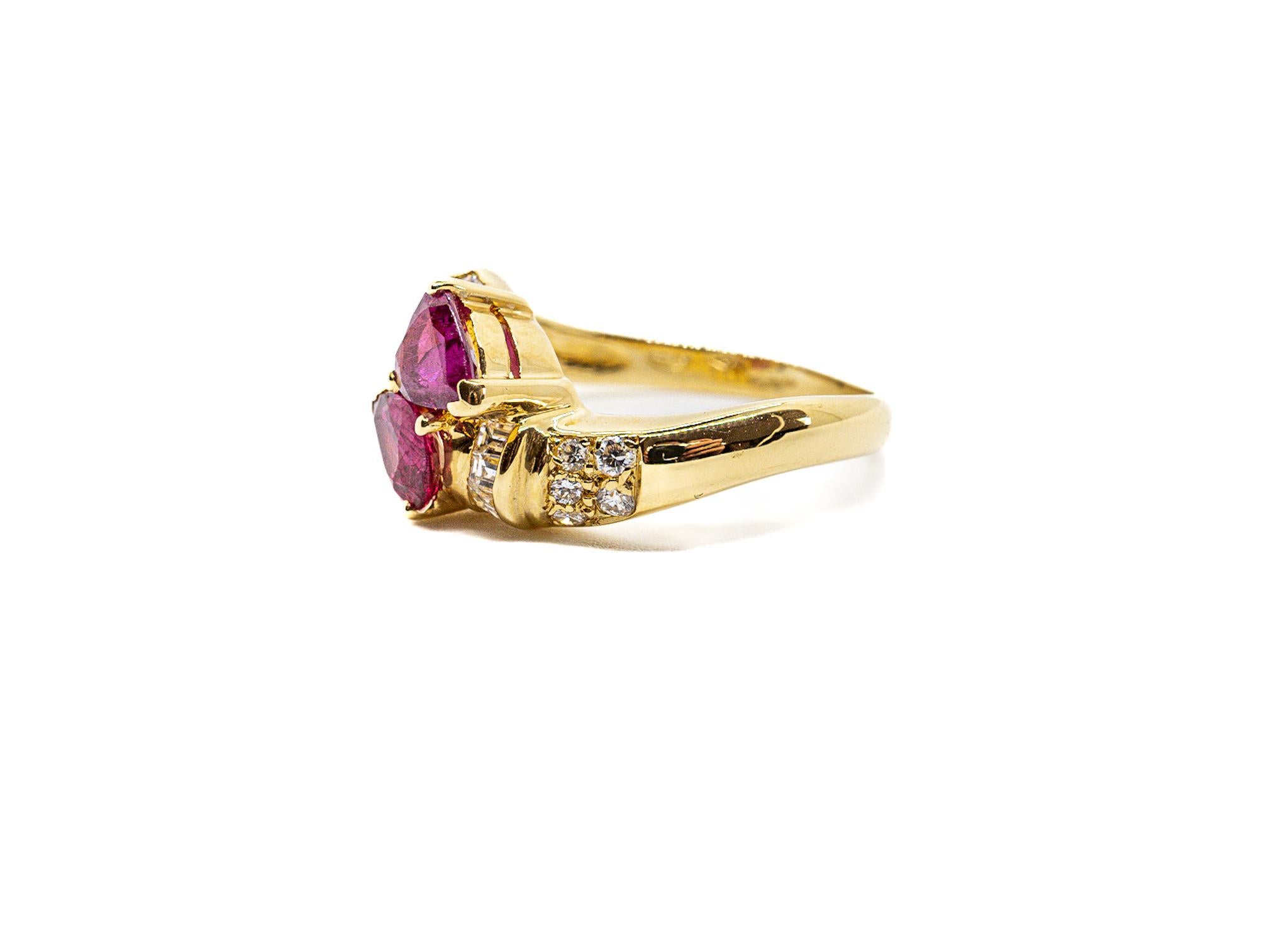 Women's Ruby & Diamond Ring 18 Karat Yellow Gold For Sale
