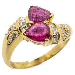 Ruby 
Diamond Ring 18 Karat Yellow Gold