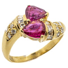 Ring mit Rubin und Diamant aus 18 Karat Gelbgold