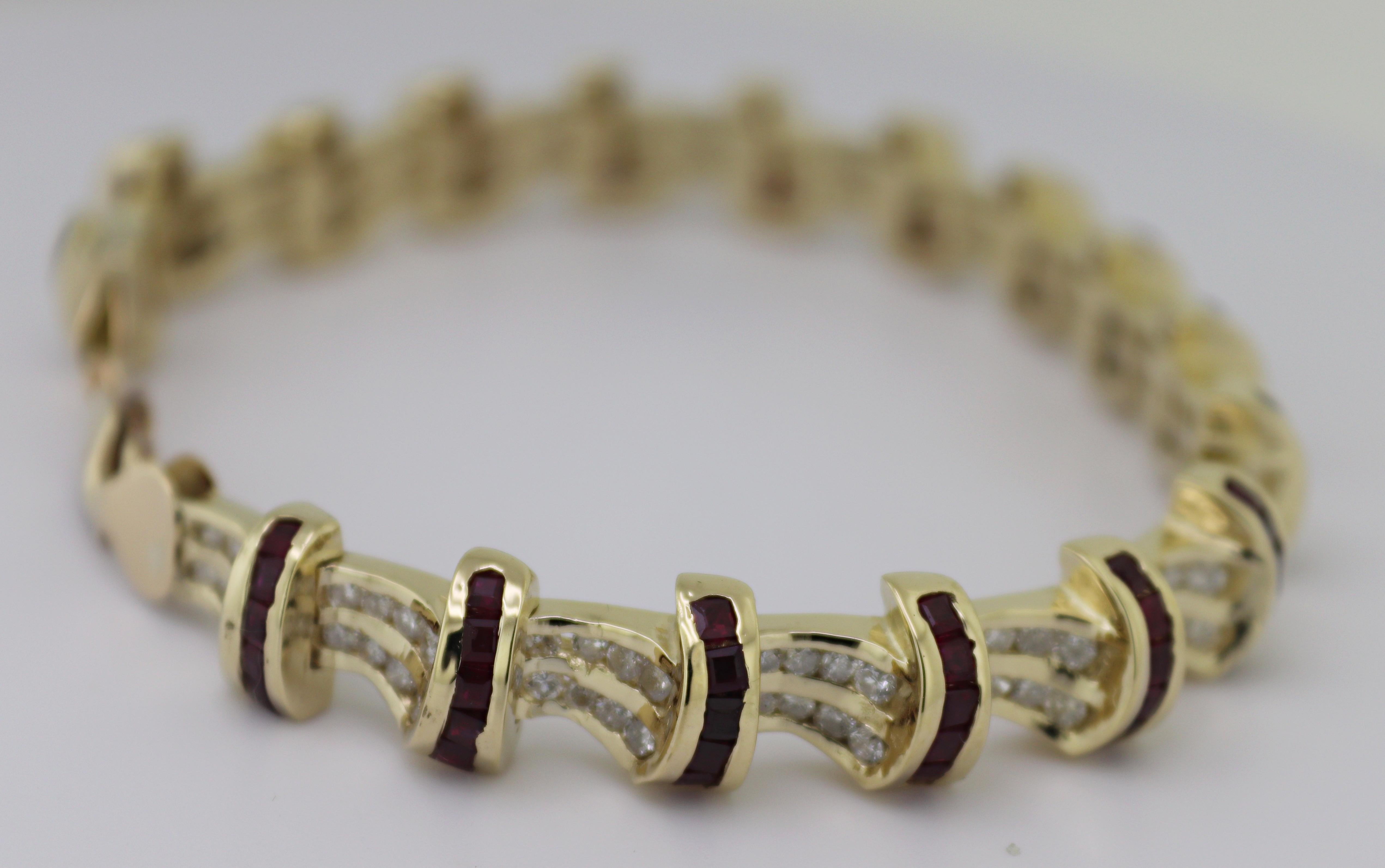 Ruby, Diamond, Yellow Gold Bracelet In Good Condition For Sale In Pleasant Hill, CA