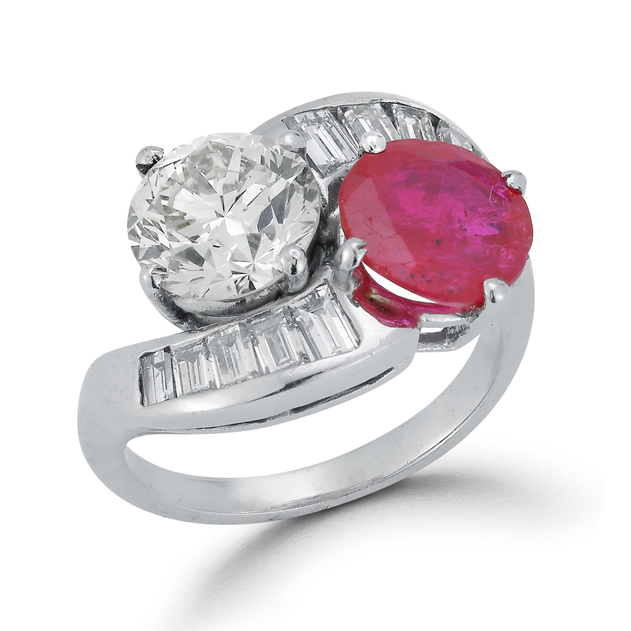Bague You & Me en rubis et diamants

Design 
