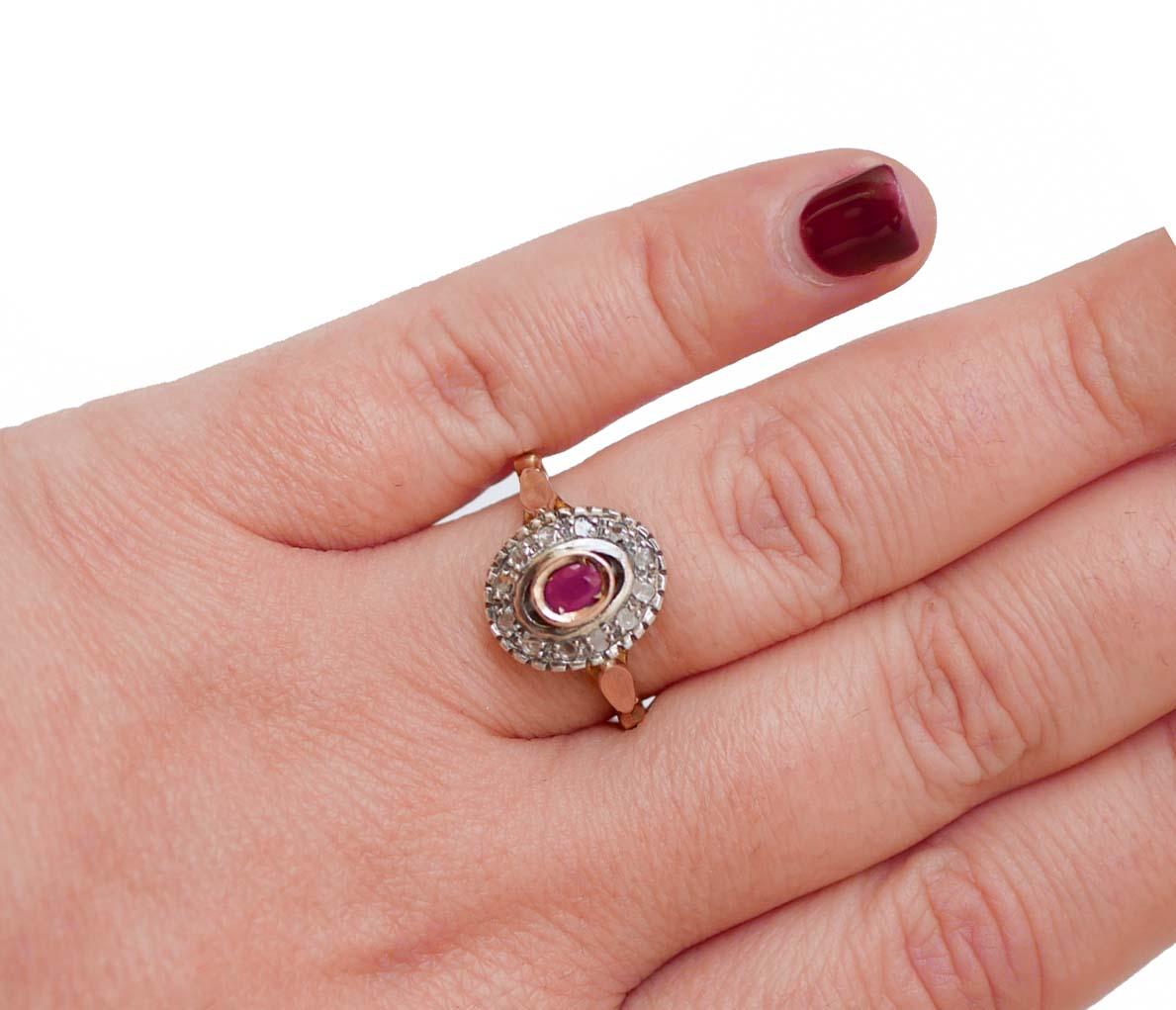 Anillo de rubí, diamantes, oro rosa de 14 quilates y plata. en Bueno estado para la venta en Marcianise, Marcianise (CE)