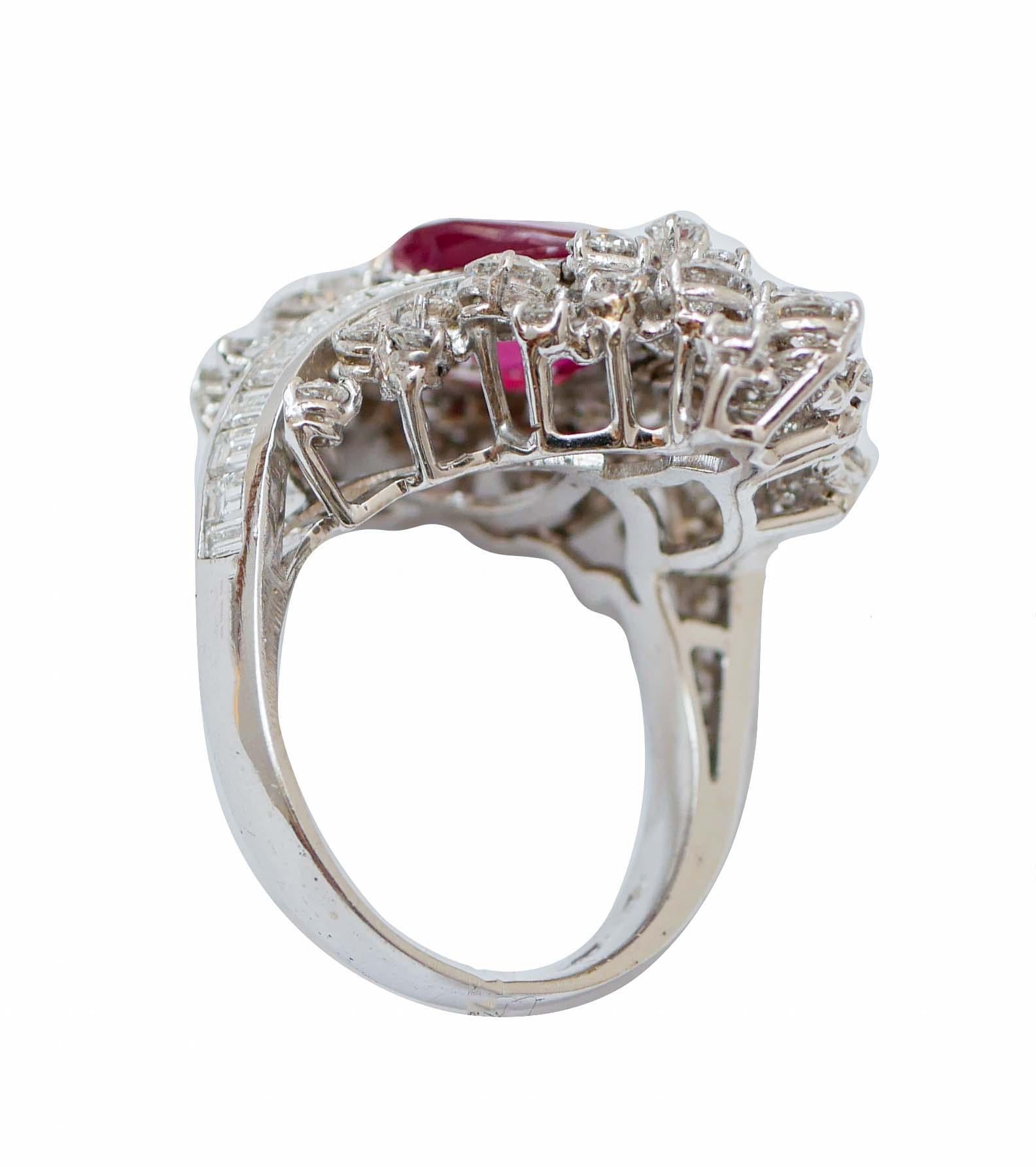 Rubí, Diamantes, Anillo de Oro Blanco de 14 Kilates. Retro
