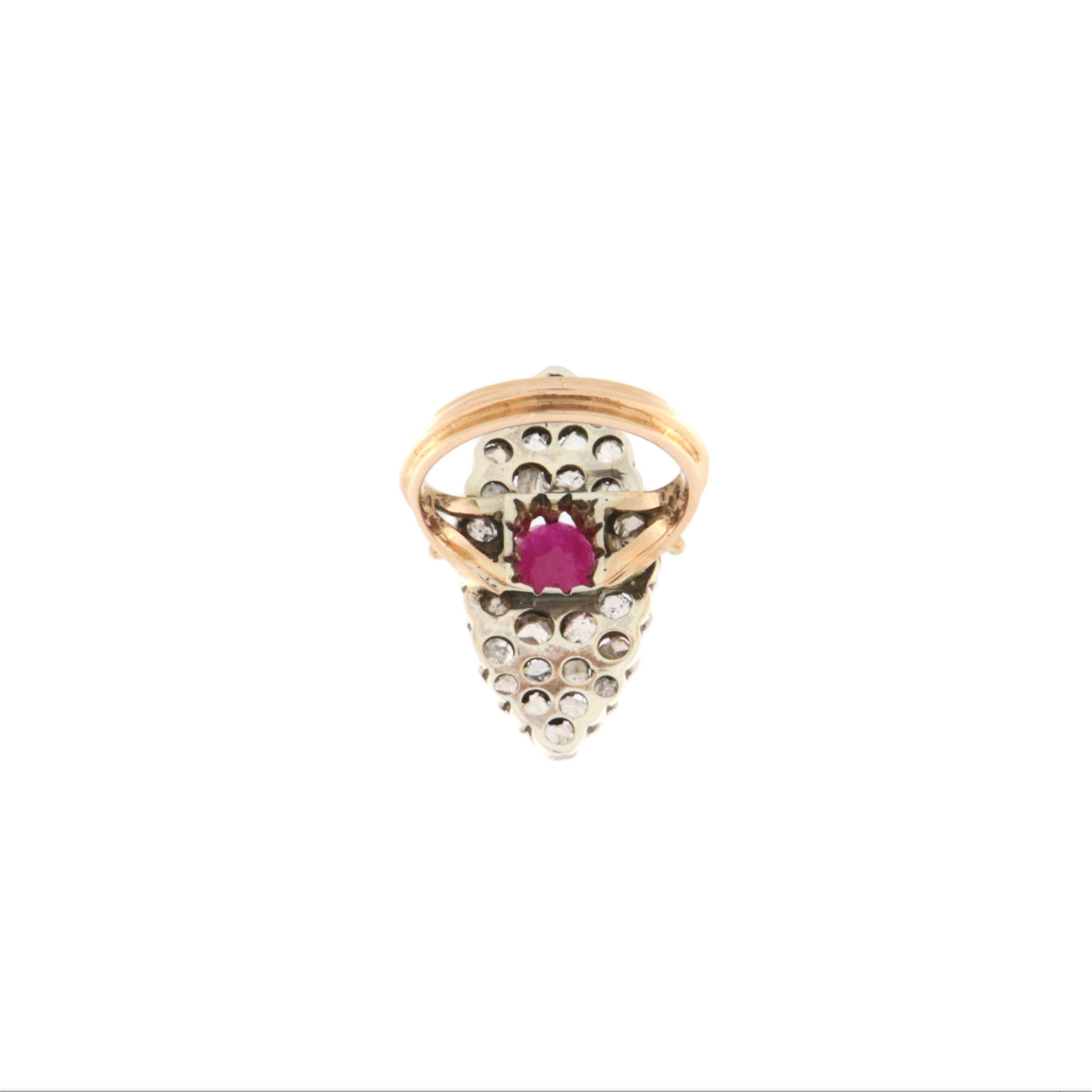 Bague cocktail en or jaune 14 carats avec rubis et diamants Neuf - En vente à Marcianise, IT
