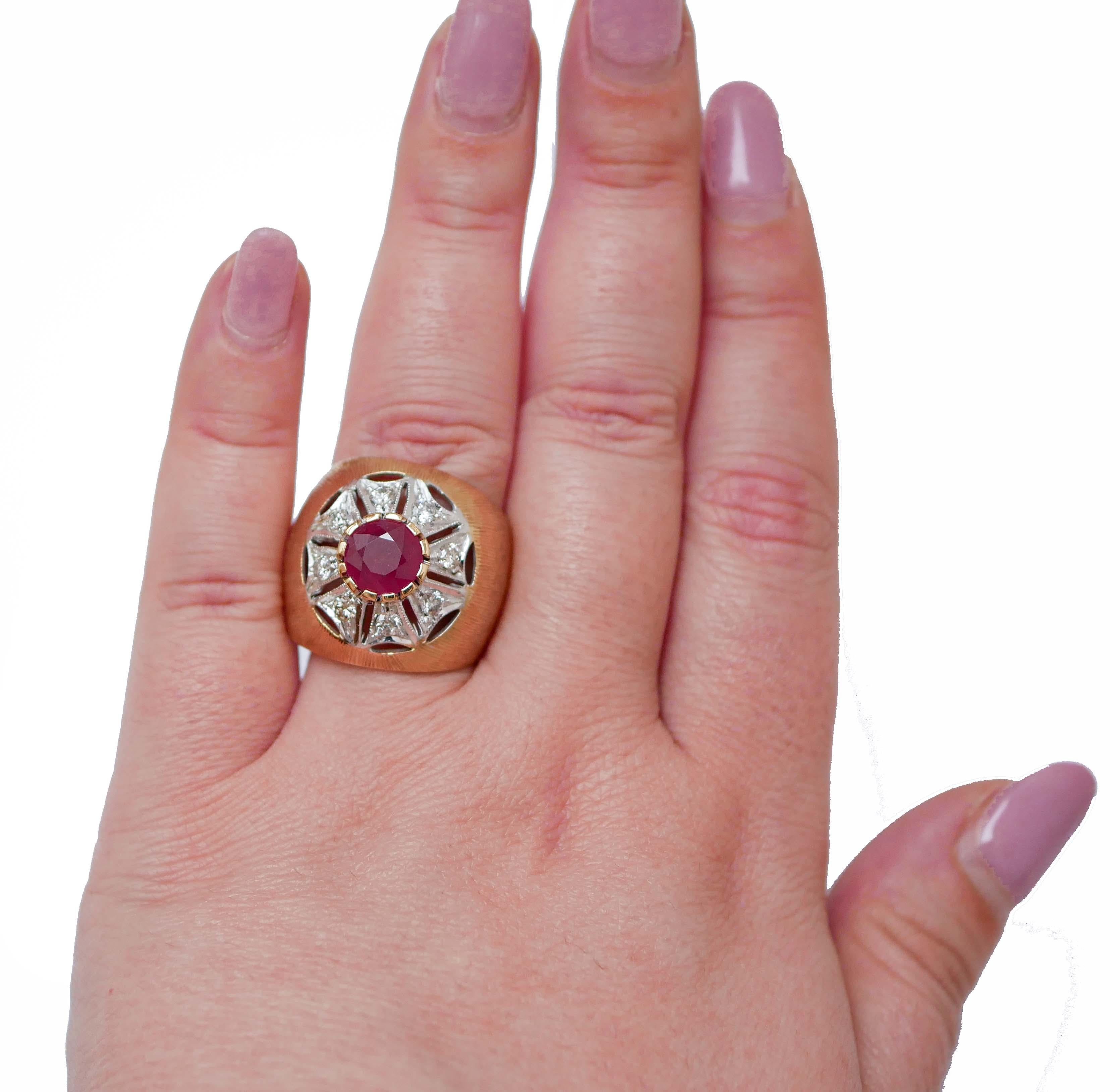 Rubin, Diamanten, 18 Karat Roségold Ring. (Gemischter Schliff)