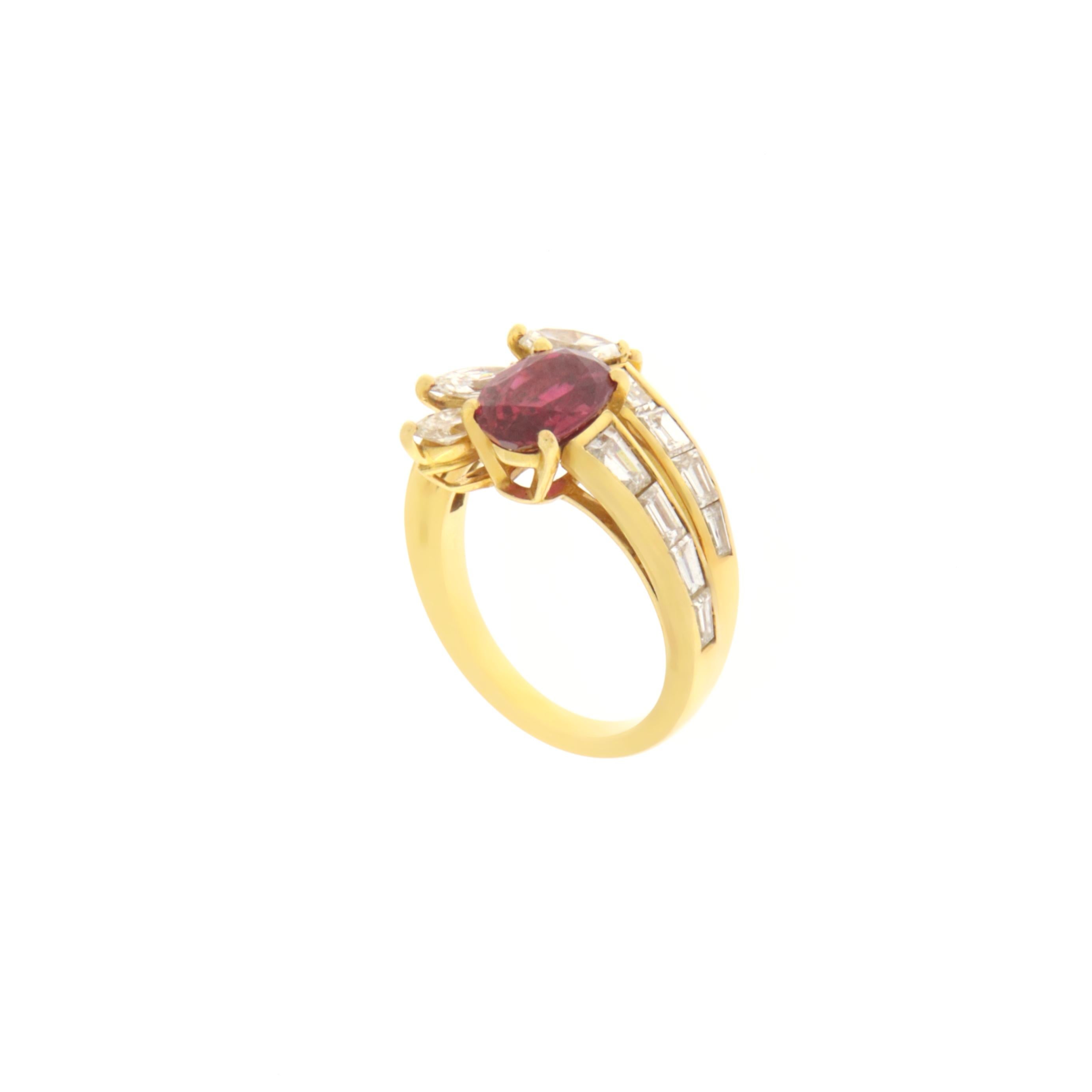 Brilliant Cut Ruby Diamonds 18 Karat Yellow Gold Cocktail Ring For Sale