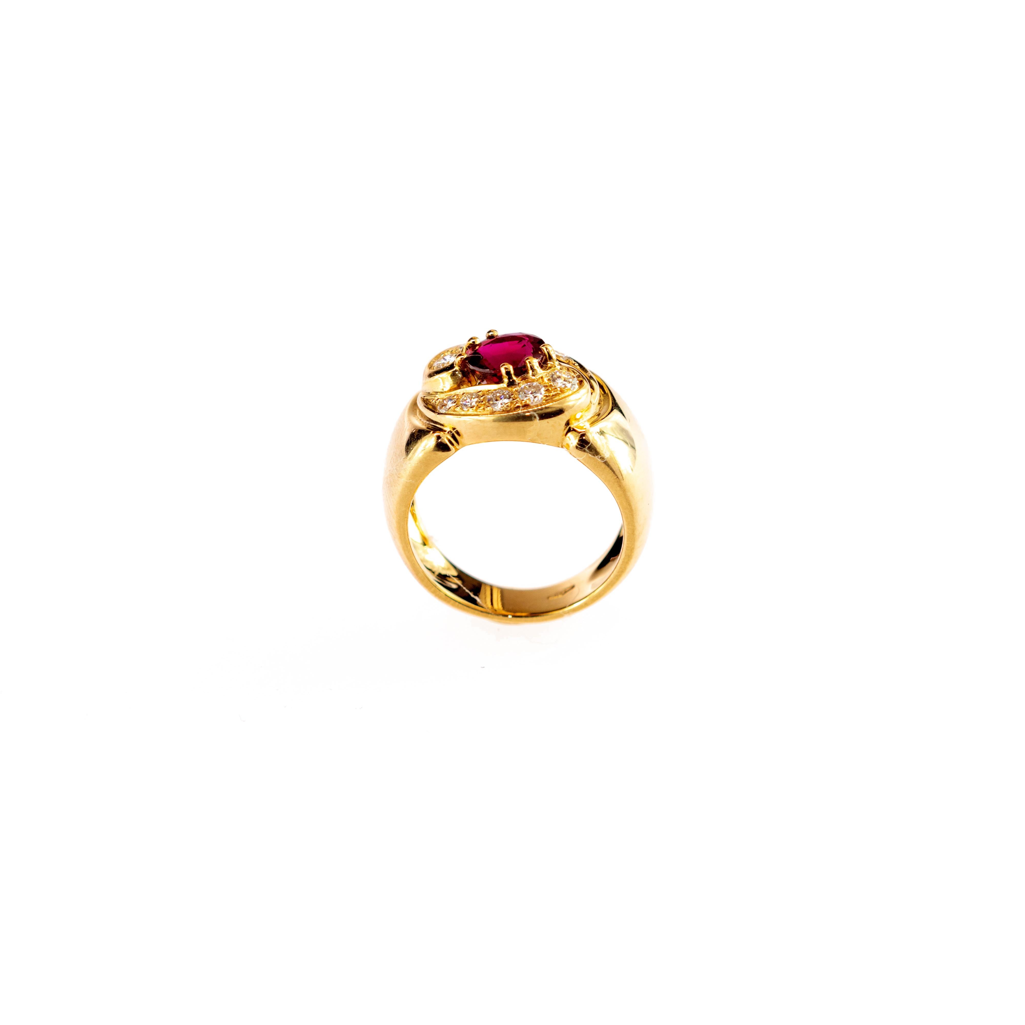 Ikonischer runder Yin Yang Vintage-Cocktailring, Rubin Diamant 18 Karat Gelbgold im Angebot 2