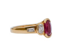 Ruby, Diamonds, 18 Karat Yellow Gold Ring.