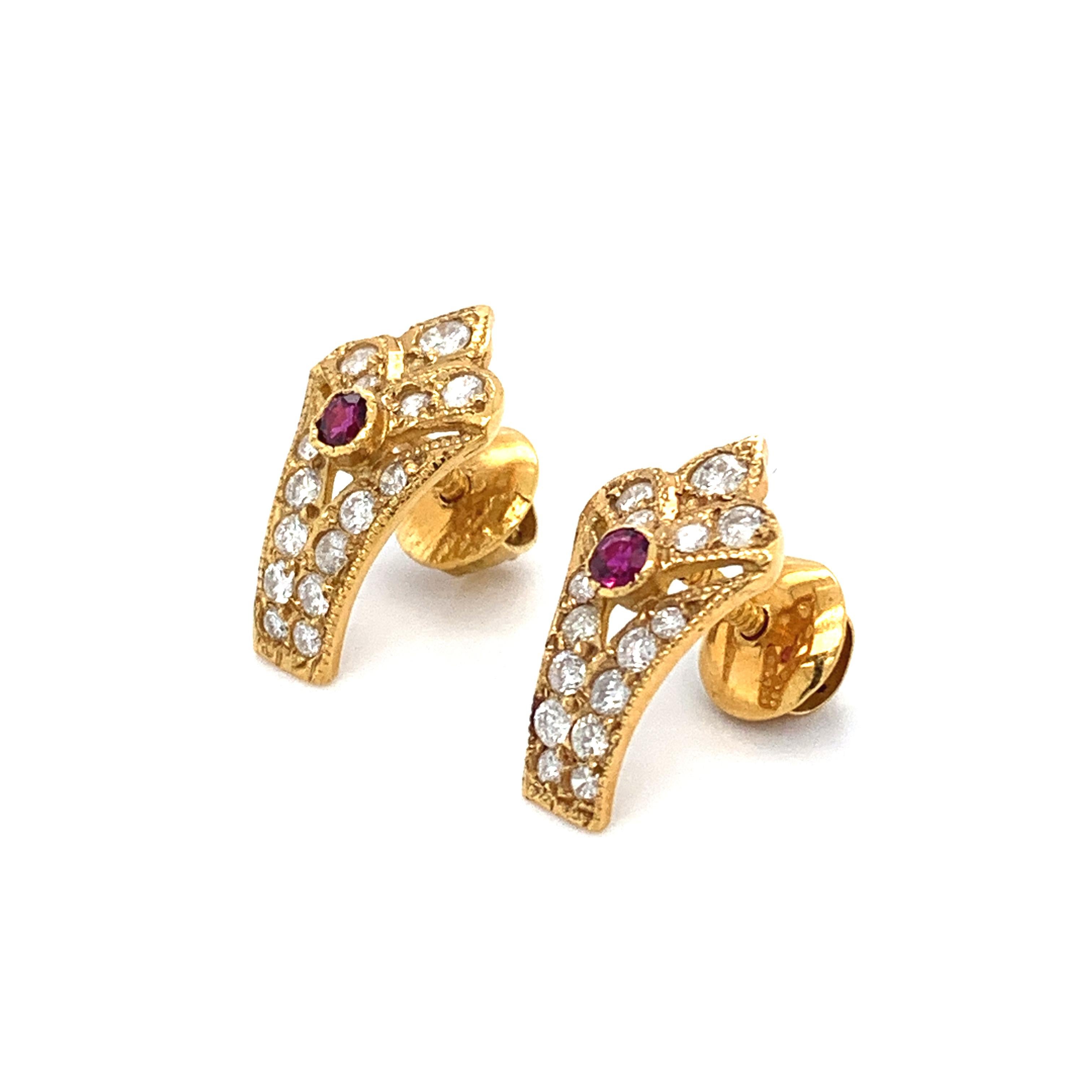 Ruby diamonds art deco studs earrings 18k yellow gold In New Condition For Sale In London, GB