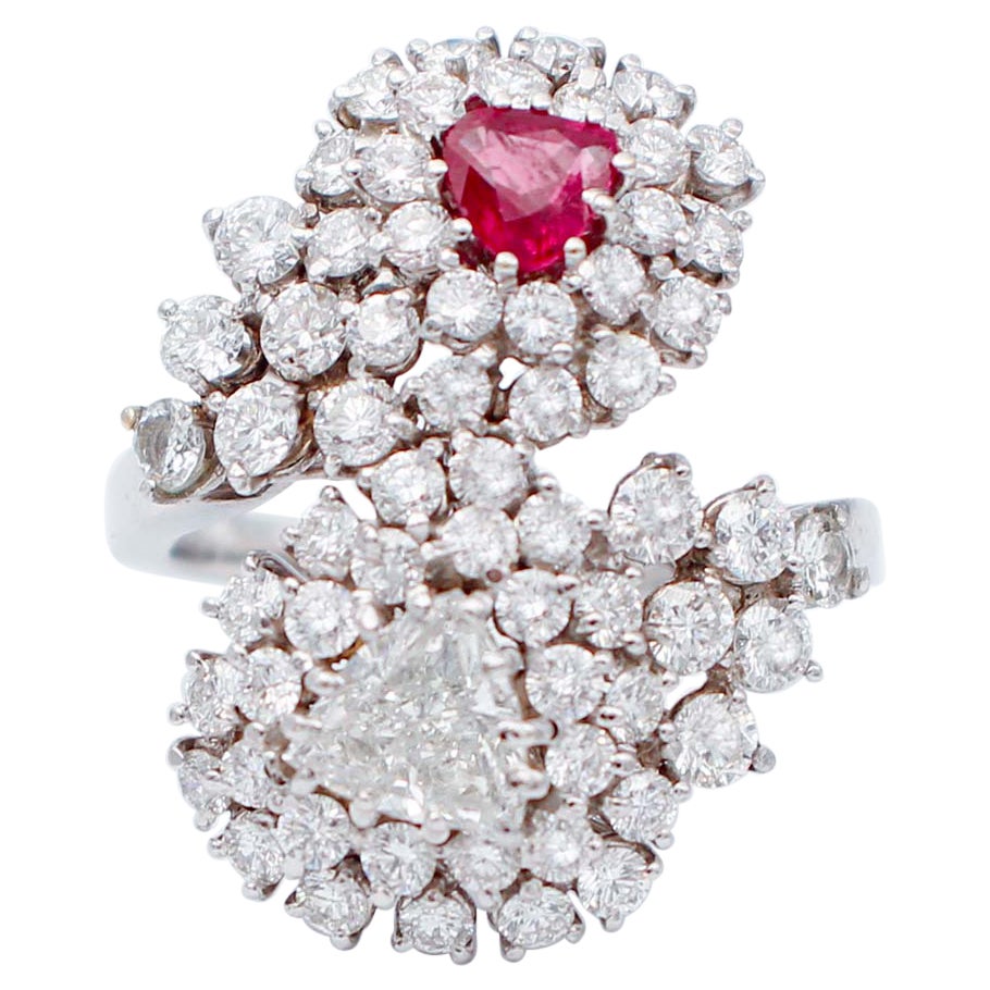 Ruby, Diamonds, Platinum Retrò Ring For Sale