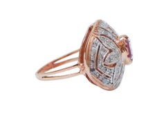 Ring aus Rubin, Diamanten, Roségold und Silber.