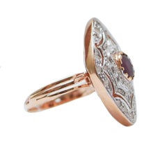 Ring aus Rubin, Diamanten, Roségold und Silber.