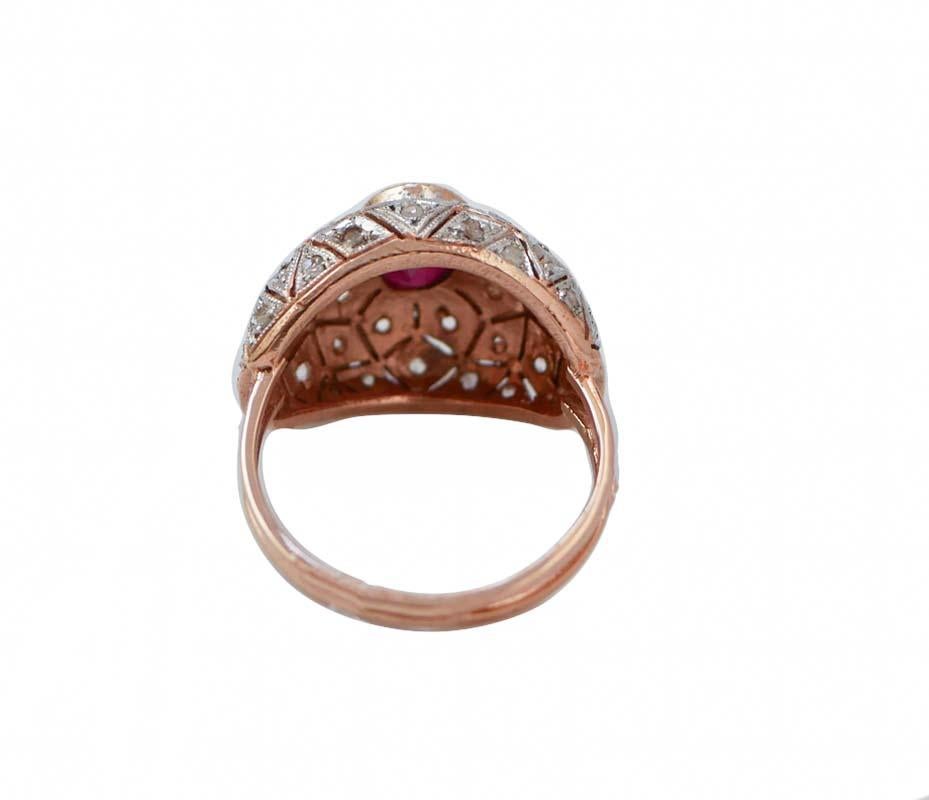 Rétro Anello con rubino, diamanti, oro rosa e argento. in vendita