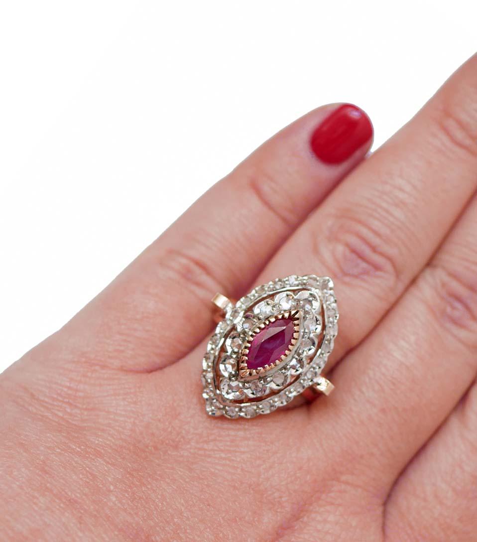 Ruby, Diamonds, Rose Gold and Silver Ring. In Good Condition In Marcianise, Marcianise (CE)