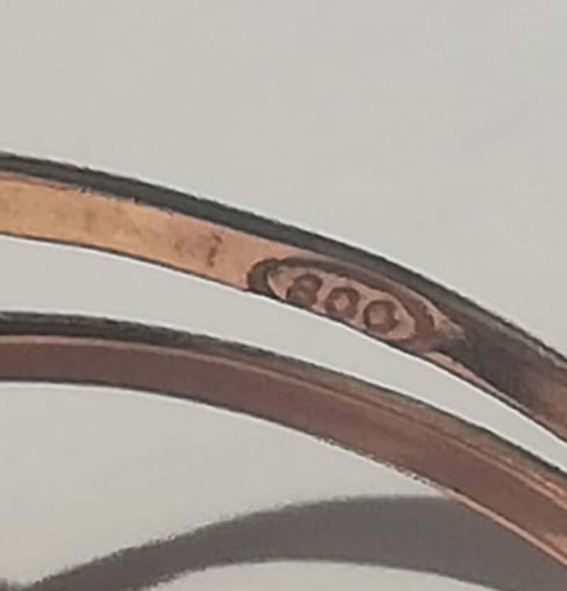 Anello con rubino, diamanti, oro rosa e argento. in vendita 1