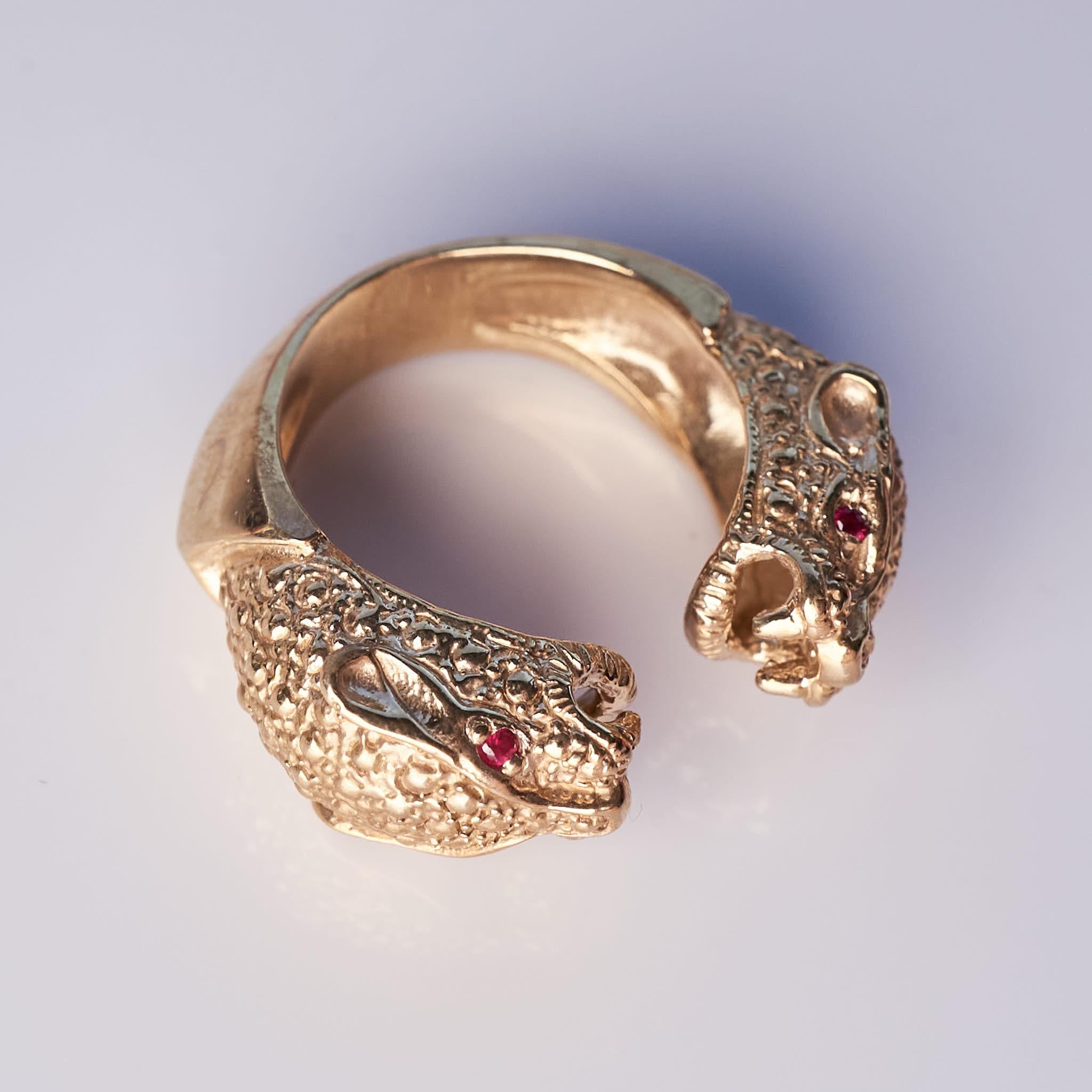Jaguar-Ring, offenes Tier, Rubin, Doppelkopf, Jaguar-Ring, Bronze J Dauphin (Zeitgenössisch) im Angebot