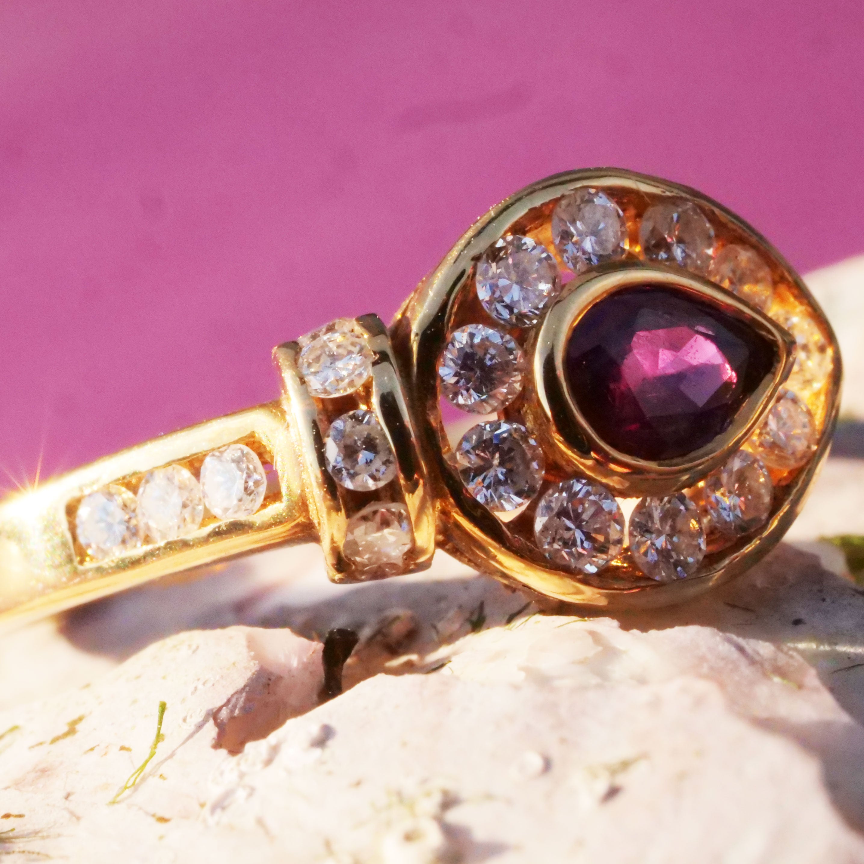 Rubin-Tropfen- Brillant-Ring, neu, Prinzessinnenstil, 0,25 Karat, SI, rosa, rot im Angebot 1