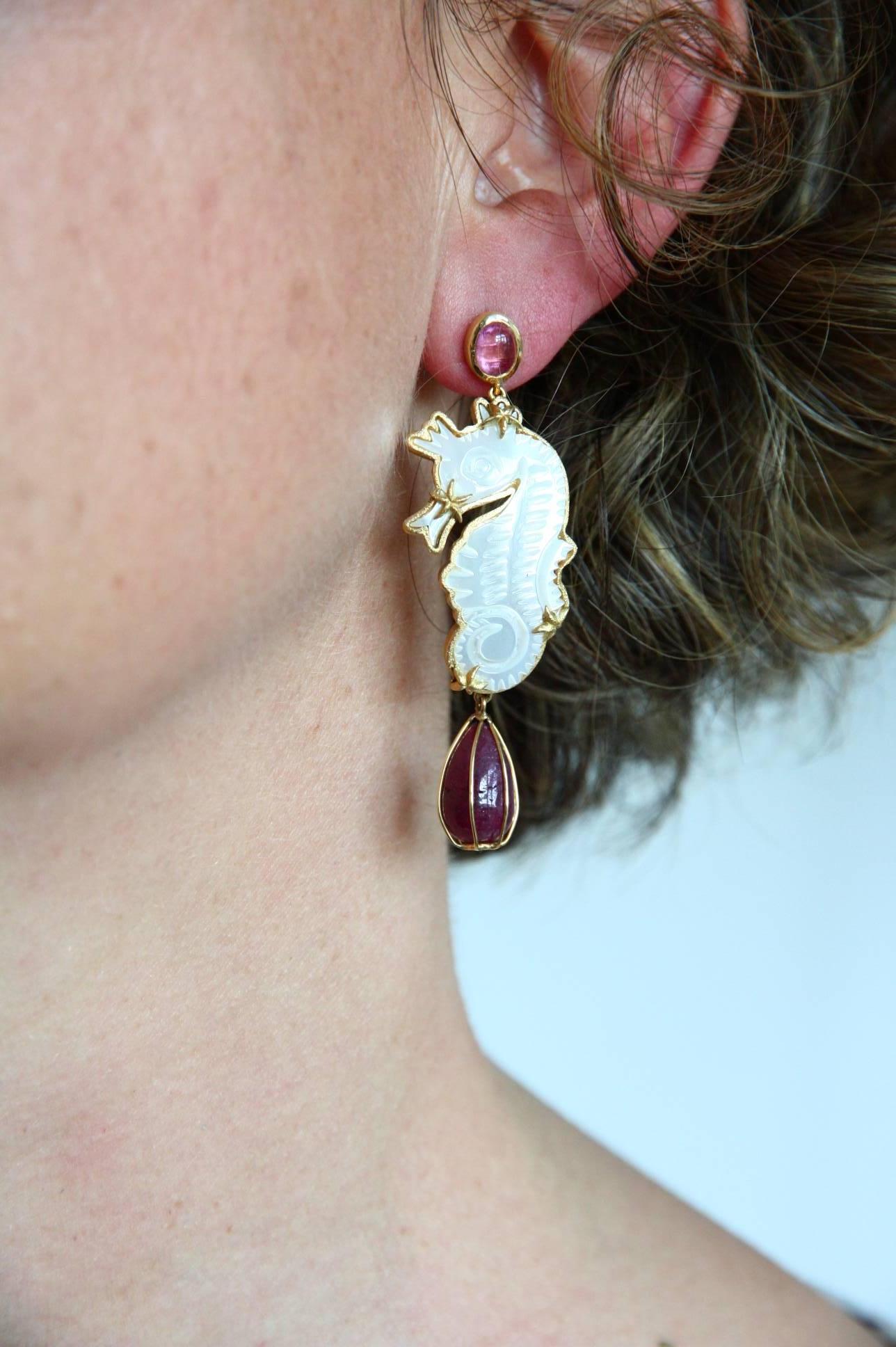 Ruby Drop Carved Mother of Pearl Tourmaline 18 Karat Gold Sea Horses Earrings For Sale 2